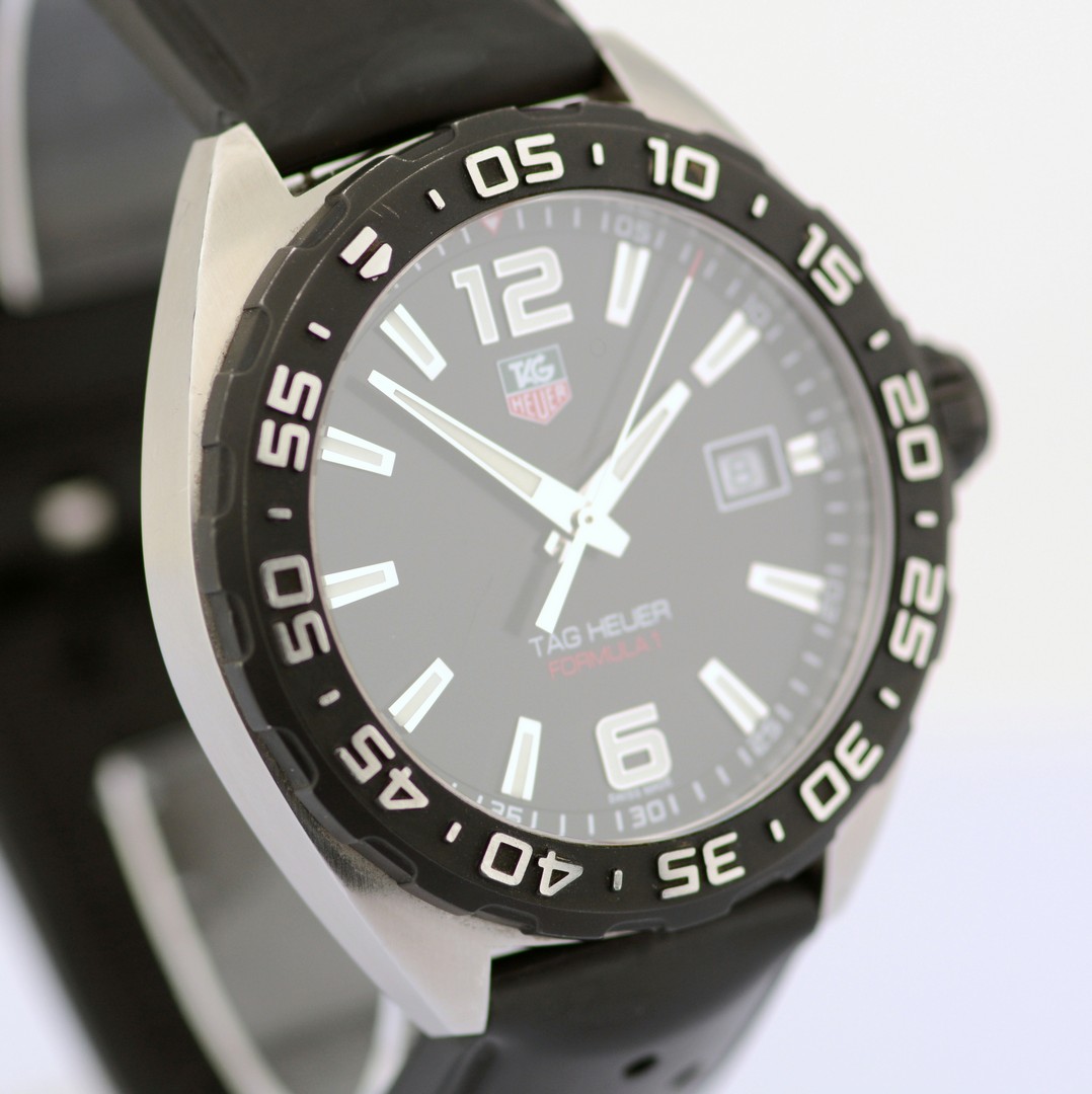 TAG Heuer / Formula 1 Date - Gentlemen's Steel Wristwatch - Image 4 of 9