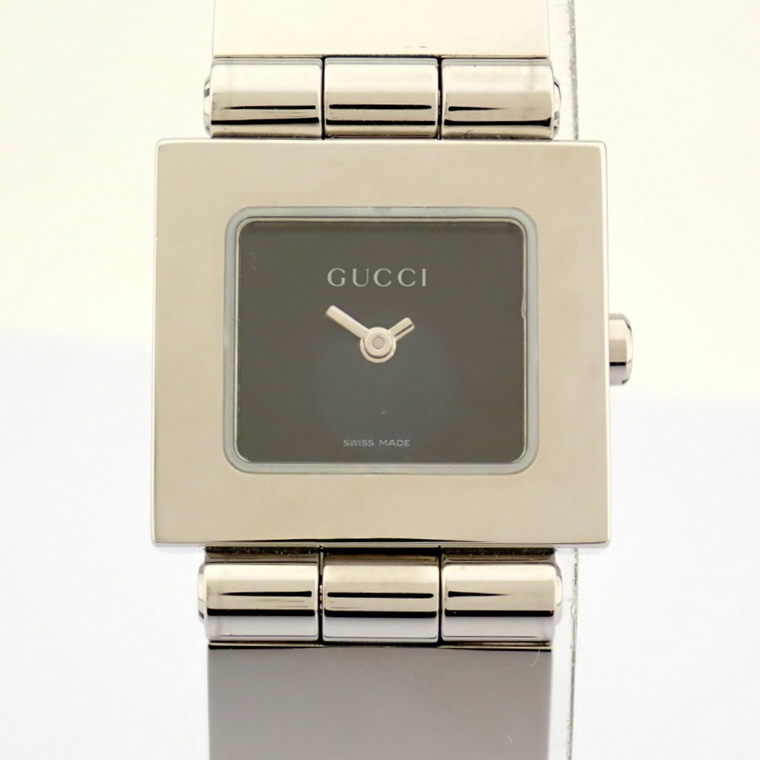 Gucci / 600L - (Unworn) Lady's Steel Wrist Watch - Image 2 of 10