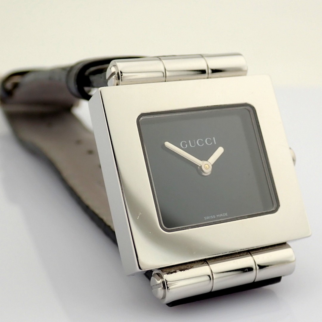 Gucci / 600J - (Unworn) Lady's Steel Wrist Watch - Image 2 of 10