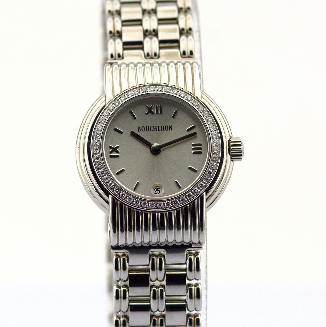 Boucheron / AG 251450 Diamond Case - Lady's Steel Wristwatch - Image 4 of 10