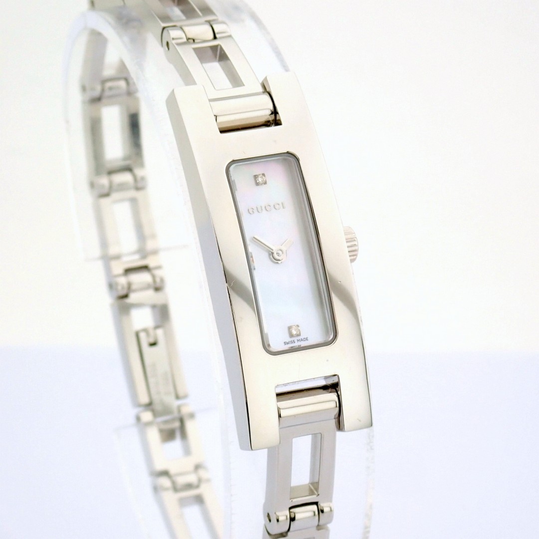 Gucci / 3900L / Mother of Pearl & Diamond Dial - (Unworn) Steel / Lady's