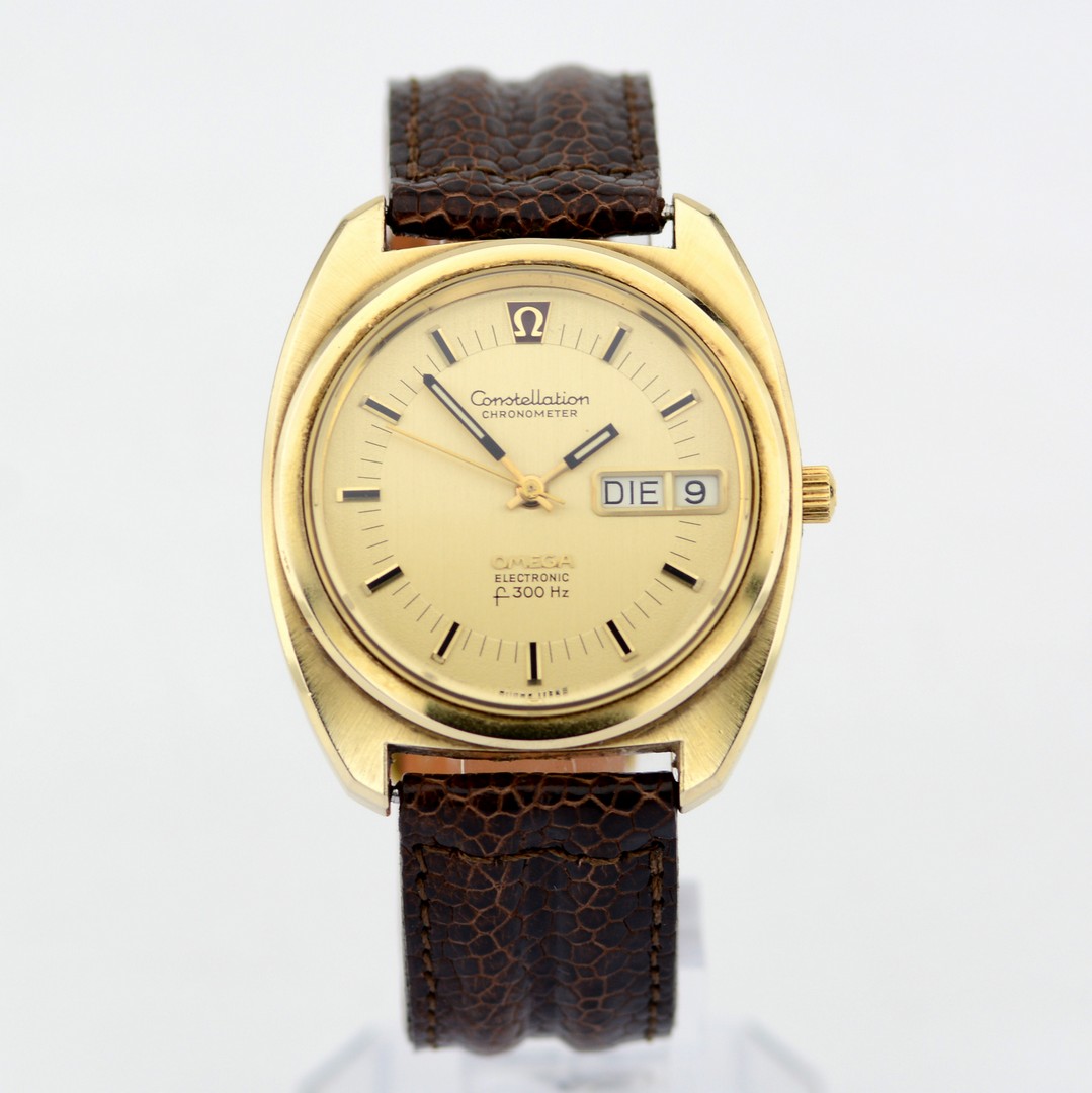 Omega / Constellation Chronometer Electronic F300 Day-Date - Gentlemen's Gold/Steel Wristwatch - Image 8 of 8