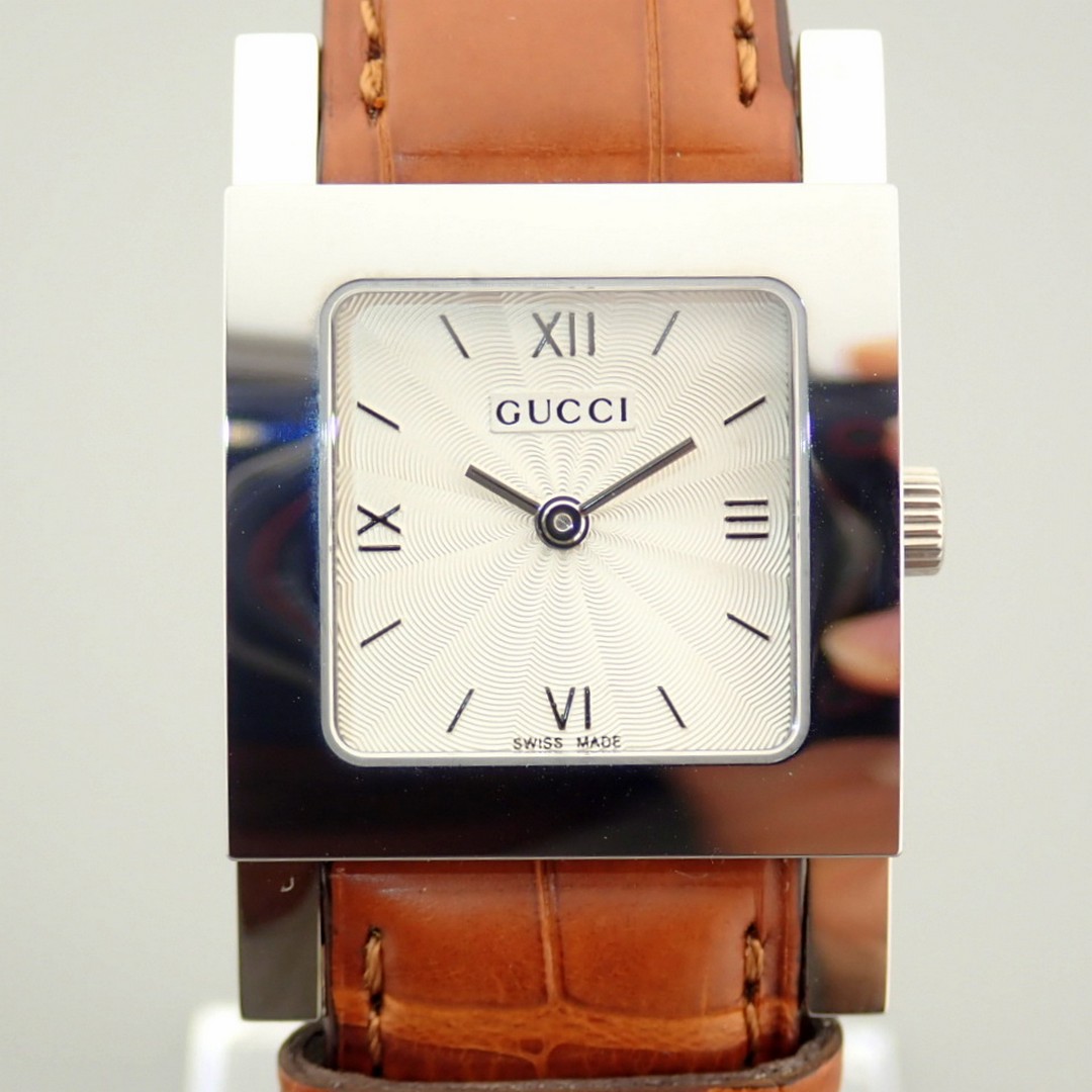 Gucci / 7900L.1 - (Unworn) Unisex Steel Wrist Watch - Image 3 of 7