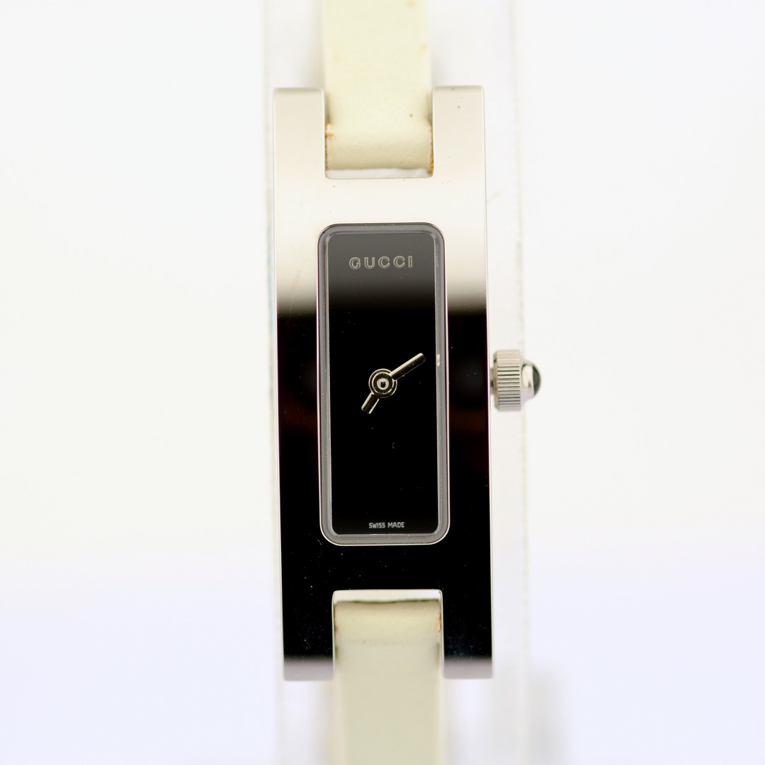 Gucci / 3900L - (Unworn) Lady's Steel Wrist Watch