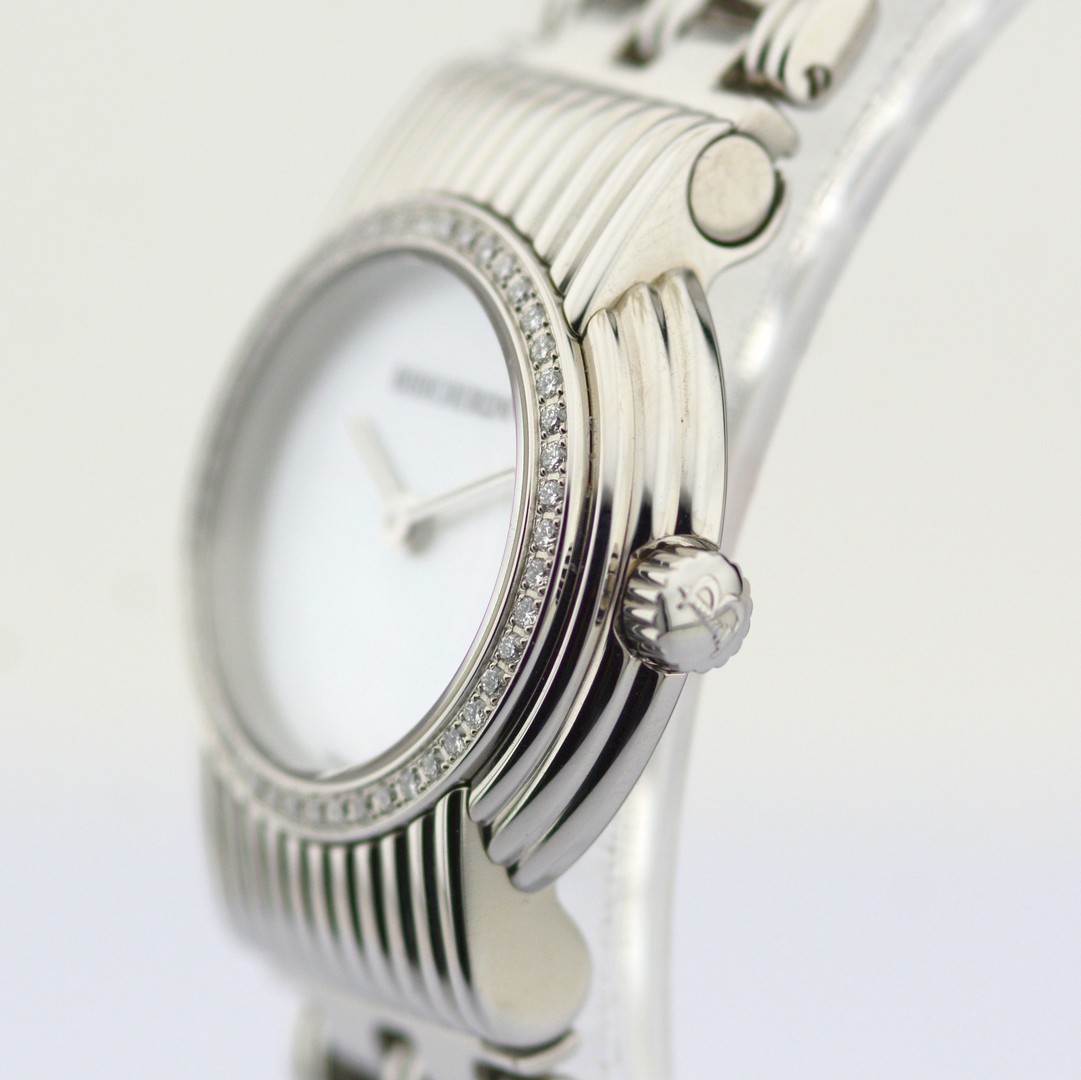 Boucheron / AJ 411367 Diamond Case Mother of pearl - Lady's Steel Wristwatch - Image 11 of 13