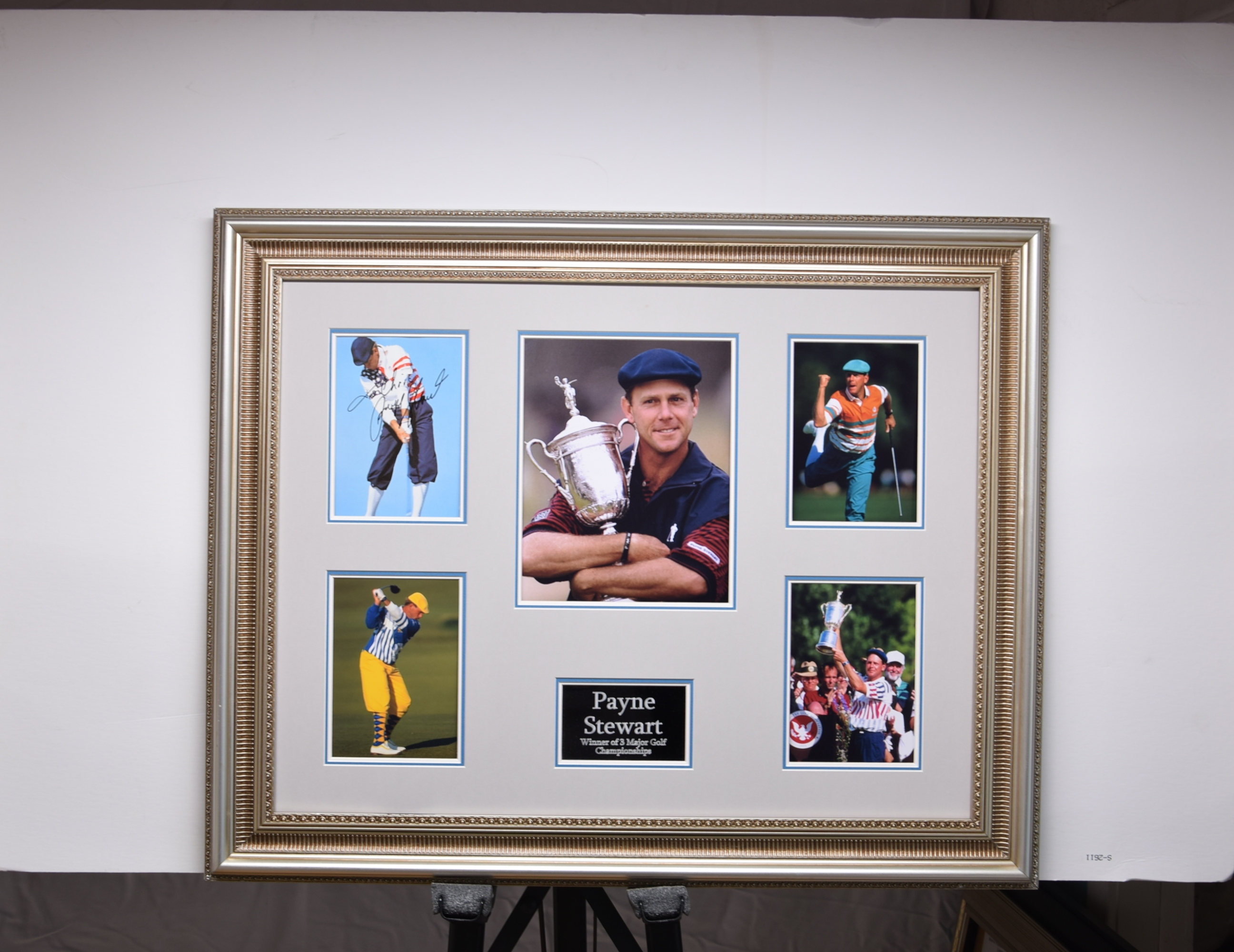 PAYNE STEWART framed original signature presentation