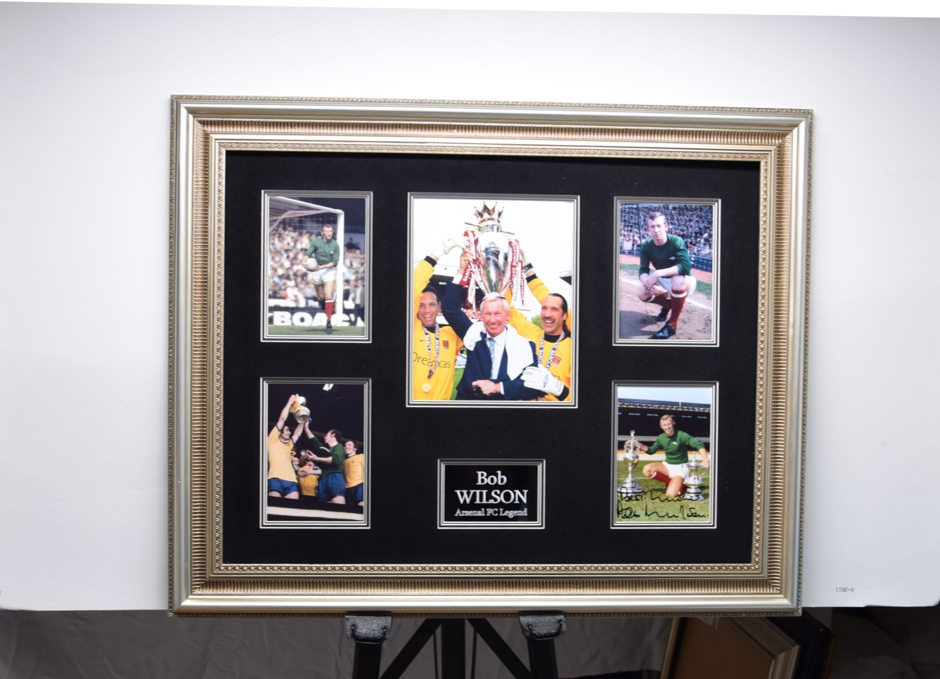 BOB WILSON framed original signature presentation.