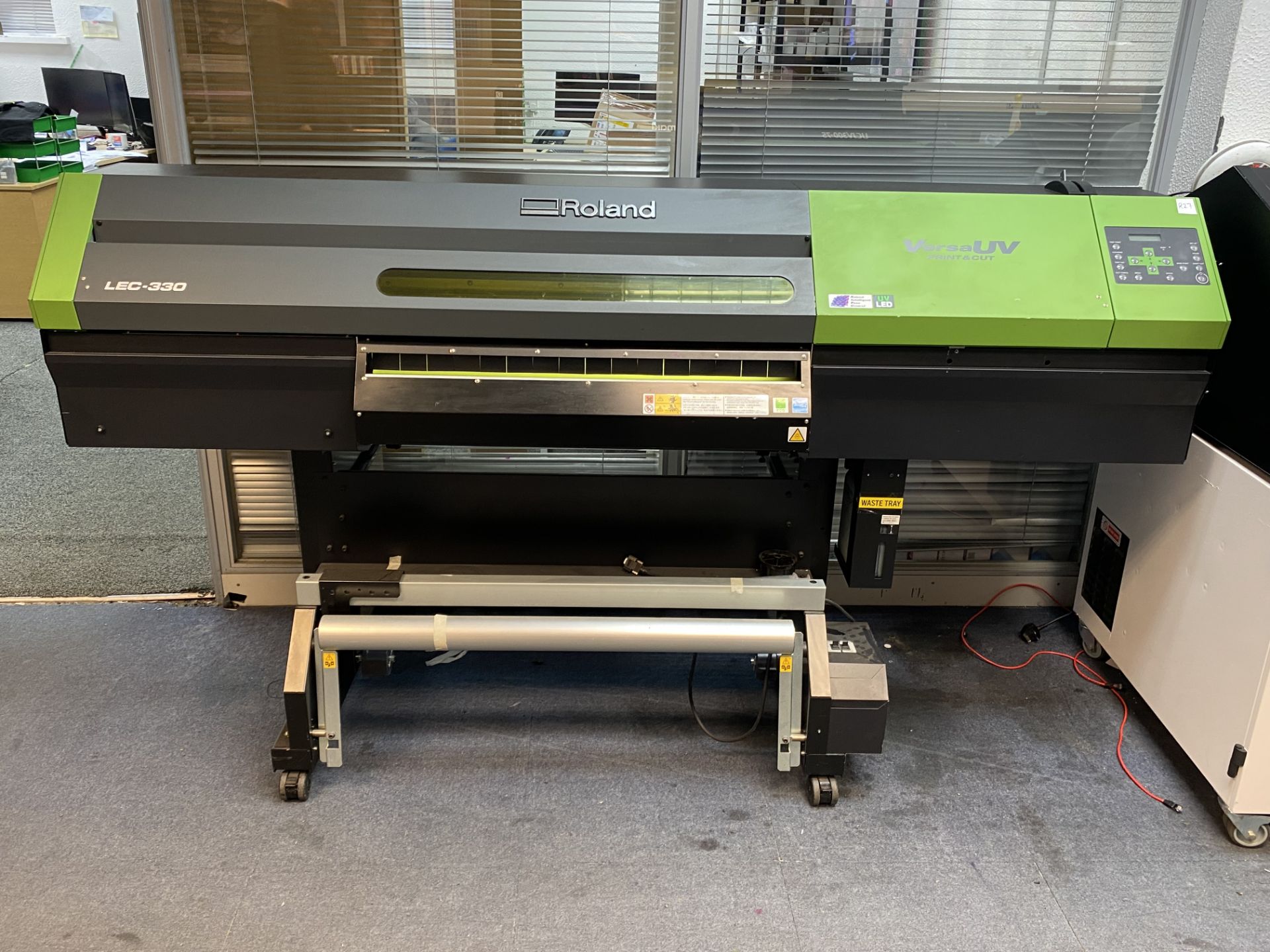 (R27) Roland LEC-330 UV-LED Print And Cut Large Format Printer