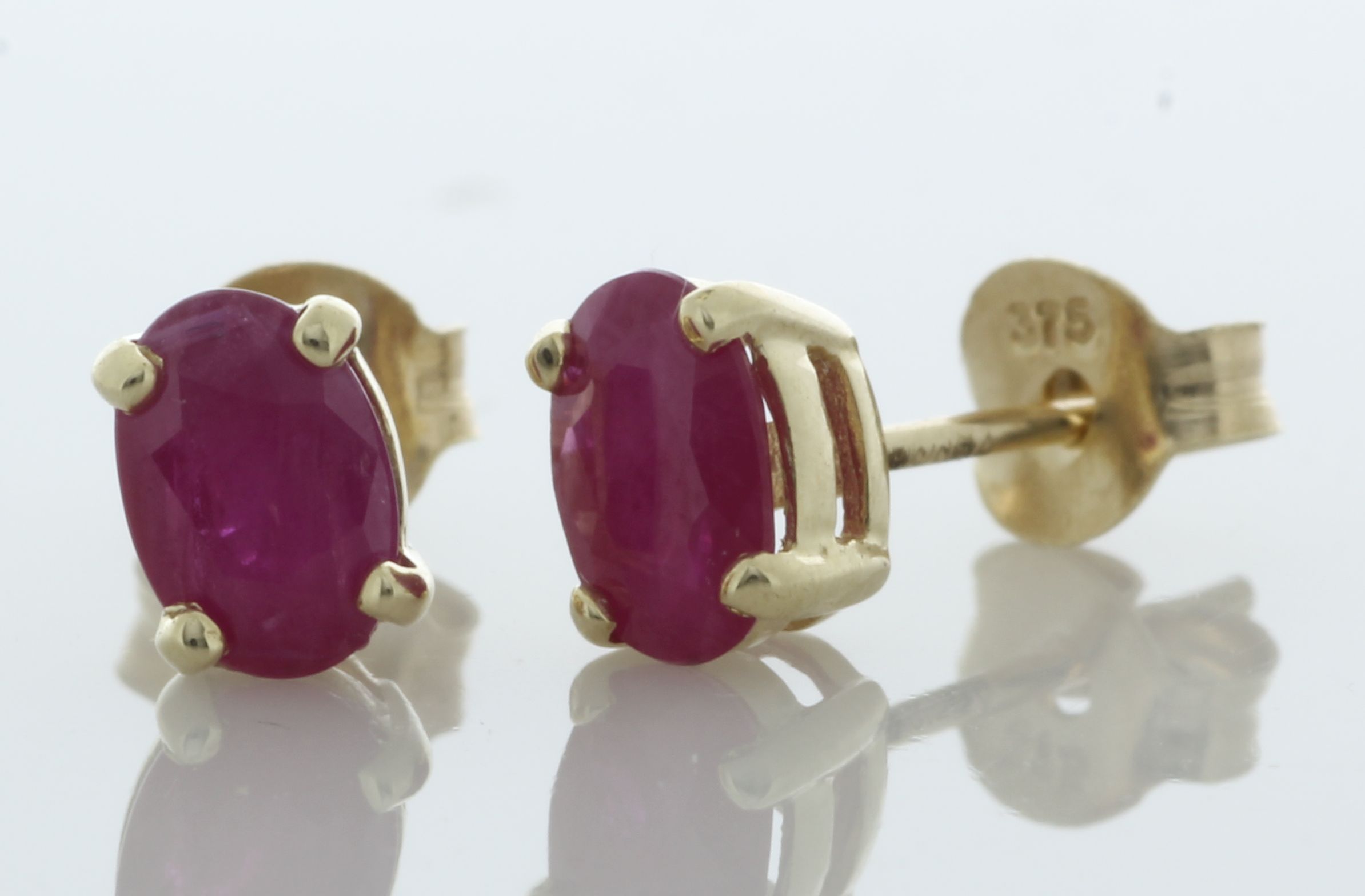 9ct Yellow Gold Ruby Earring (R1.12) - Image 2 of 3