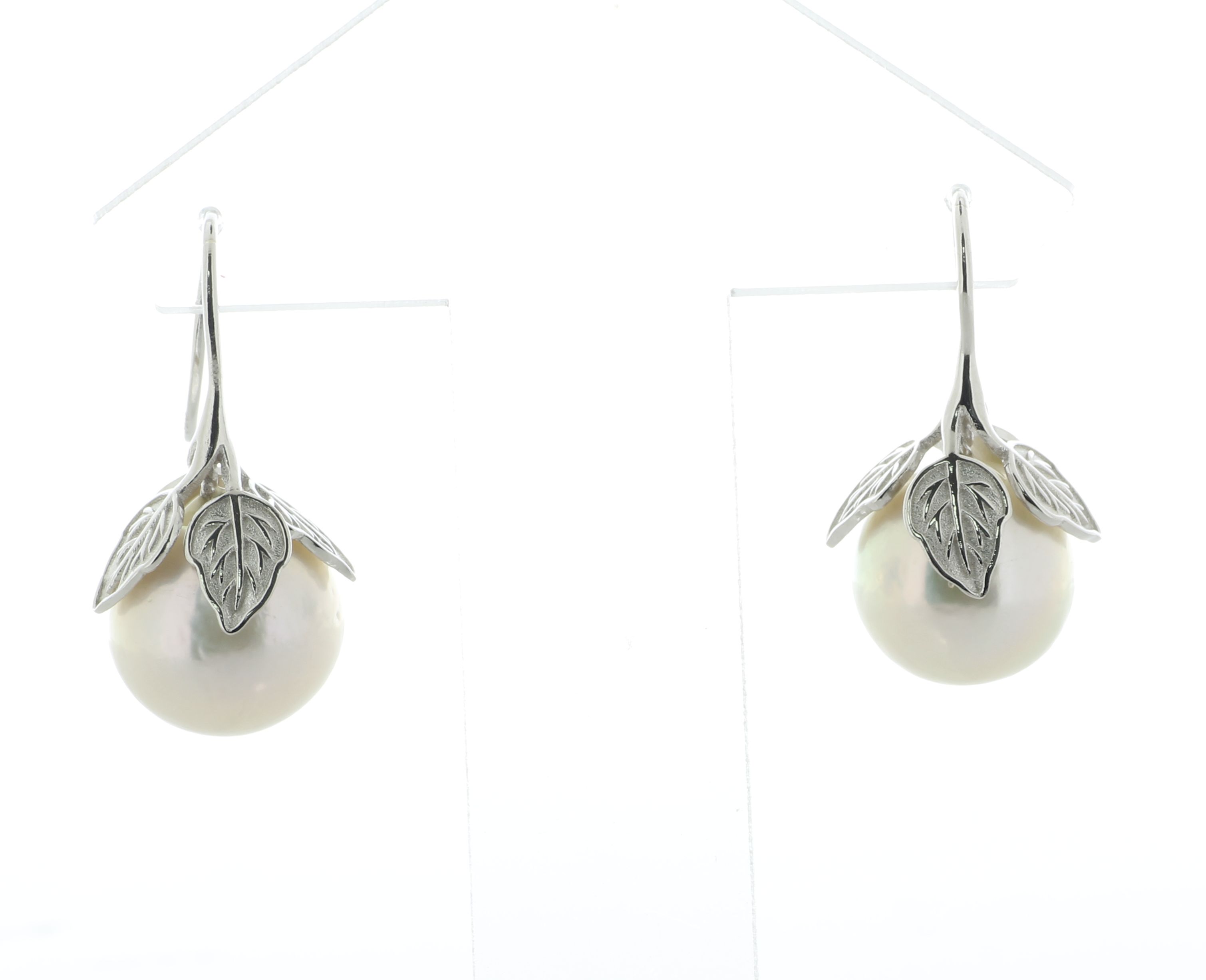 12.0mm Round Ming Pearl Drop Silver Earrings - Image 2 of 4