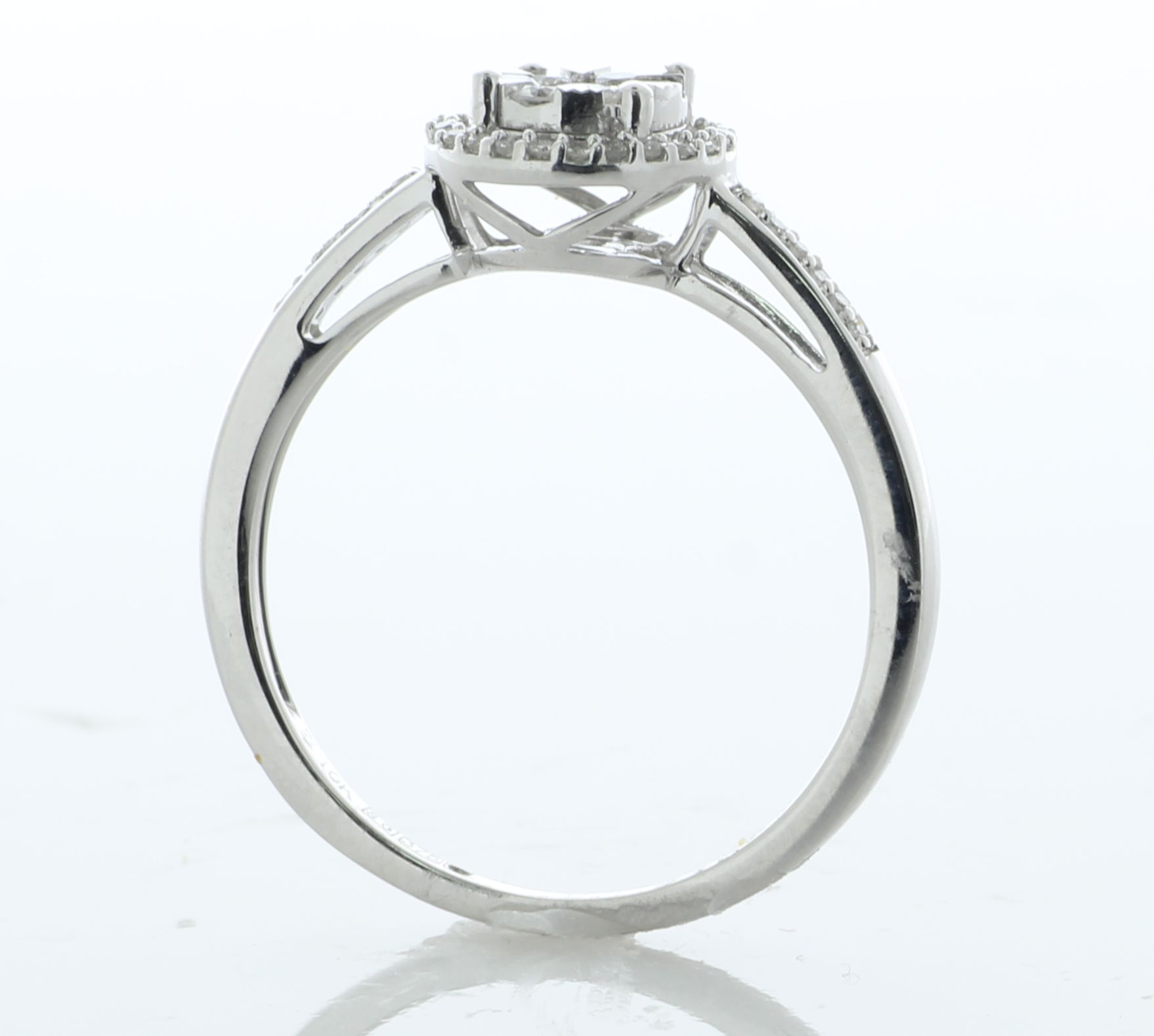 10ct White Gold Round Cluster Diamond Ring 0.25 Carats - Image 2 of 6