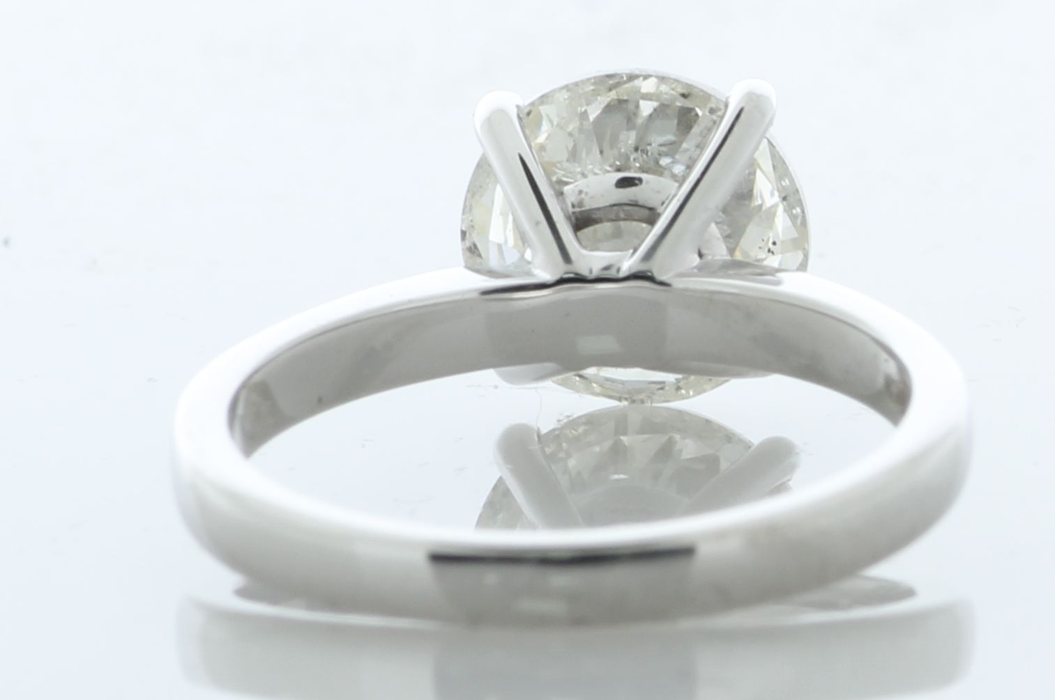 18ct White Gold Single Stone Prong Set Diamond Ring 2.67 Carats - Image 4 of 5