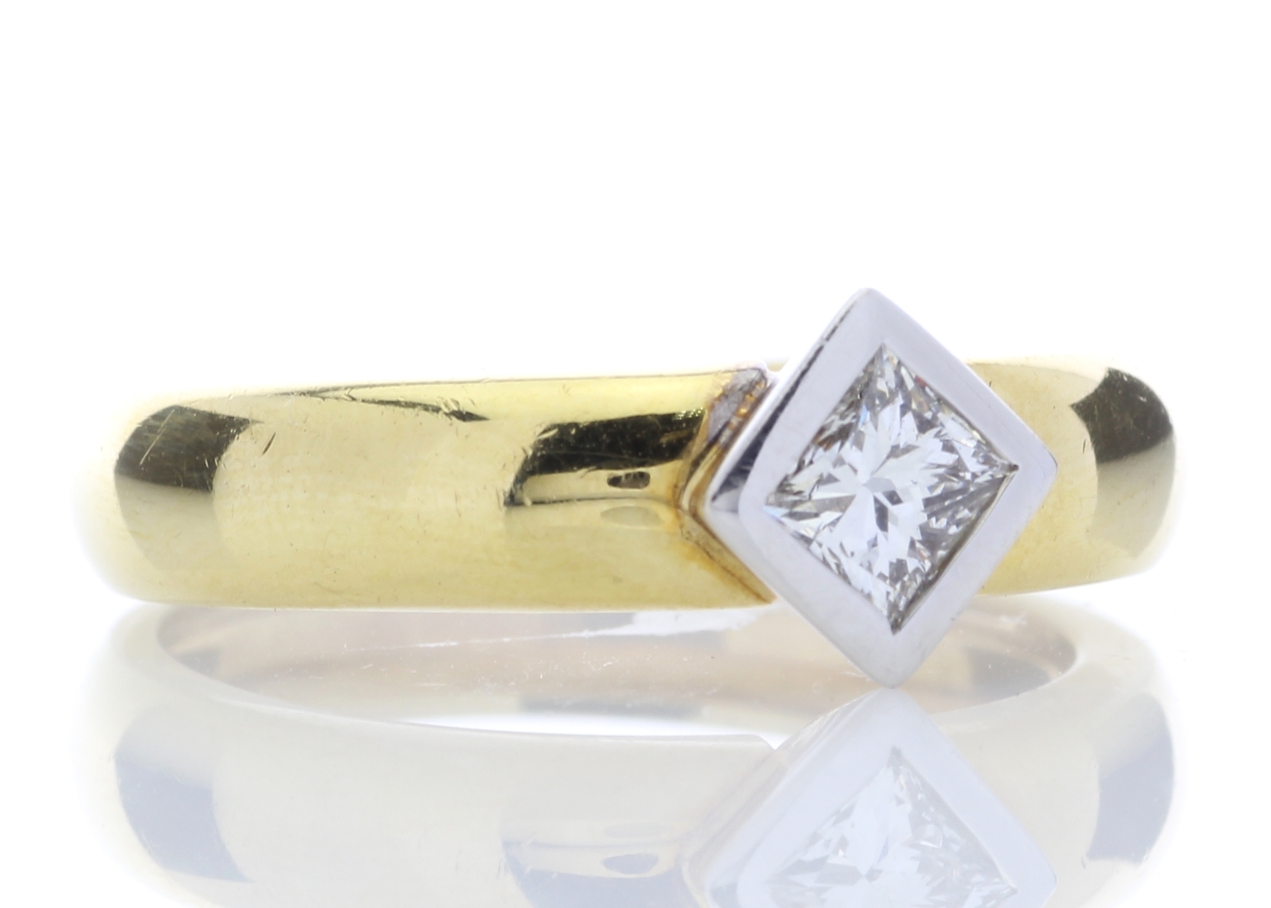 18ct Single Stone Princess Cut Rub Over Set Diamond Ring 0.40 Carats - Image 4 of 5