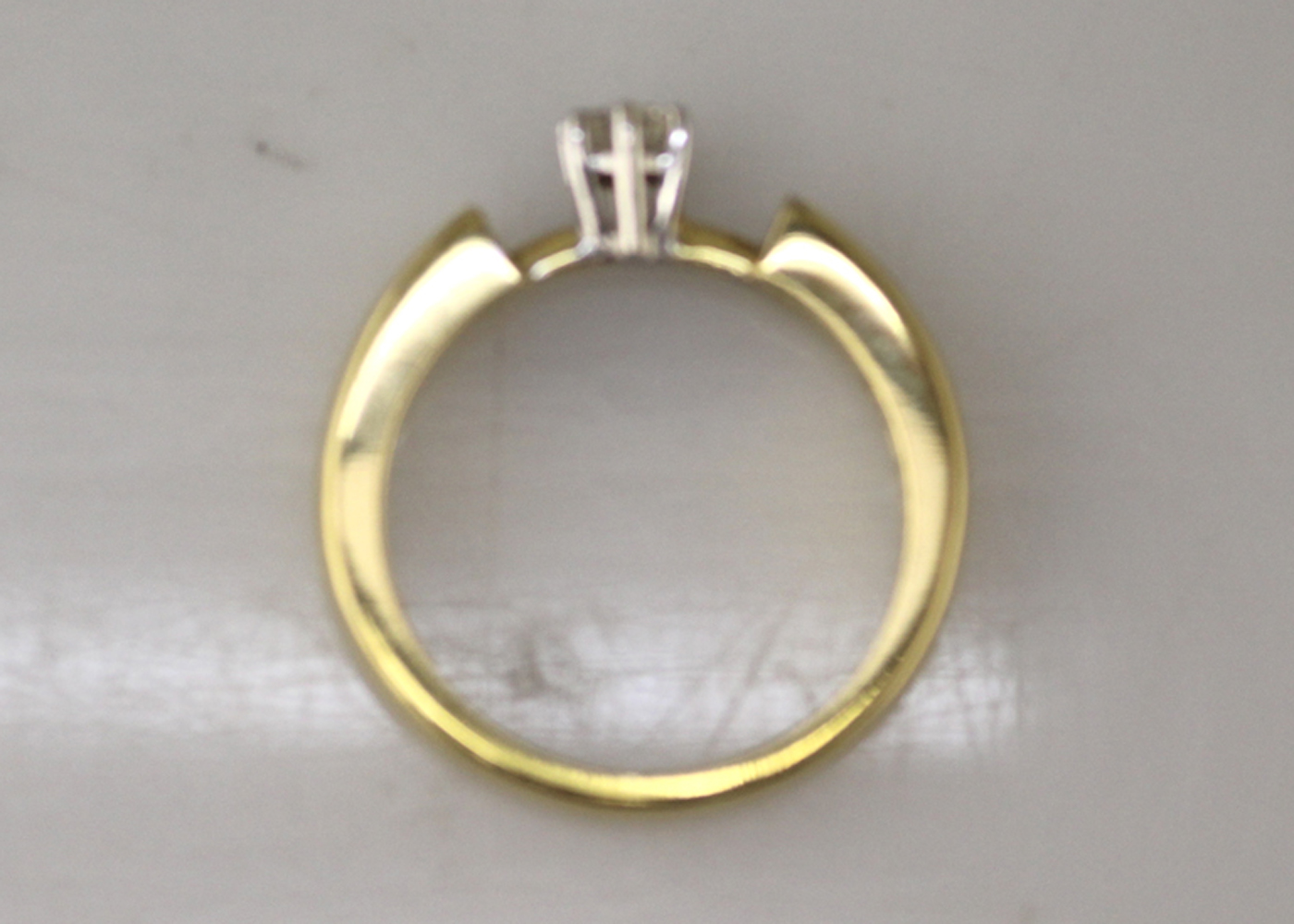 18ct Single Stone Fancy Claw Set Diamond Ring 0.20 Carats - Image 6 of 9