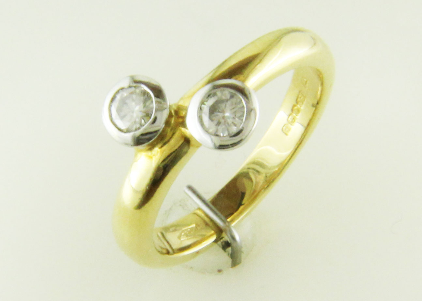 18ct Two Stone Rub Over Set Diamond Ring 0.36 Carats - Image 6 of 8