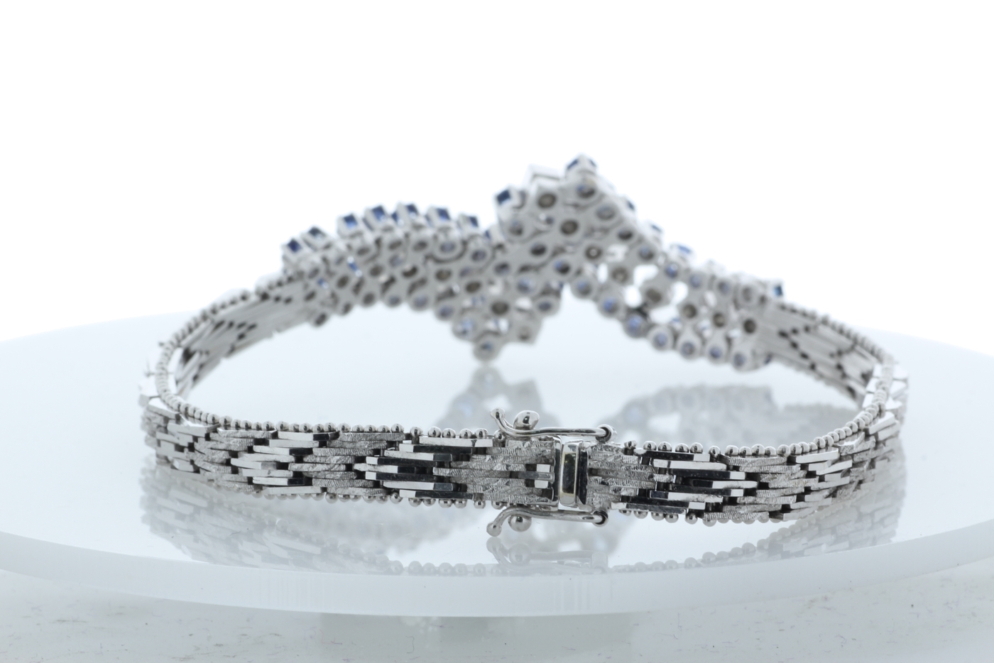 18ct White Gold Diamond and Cornflour Blue Sapphire Bracelet - Image 3 of 5