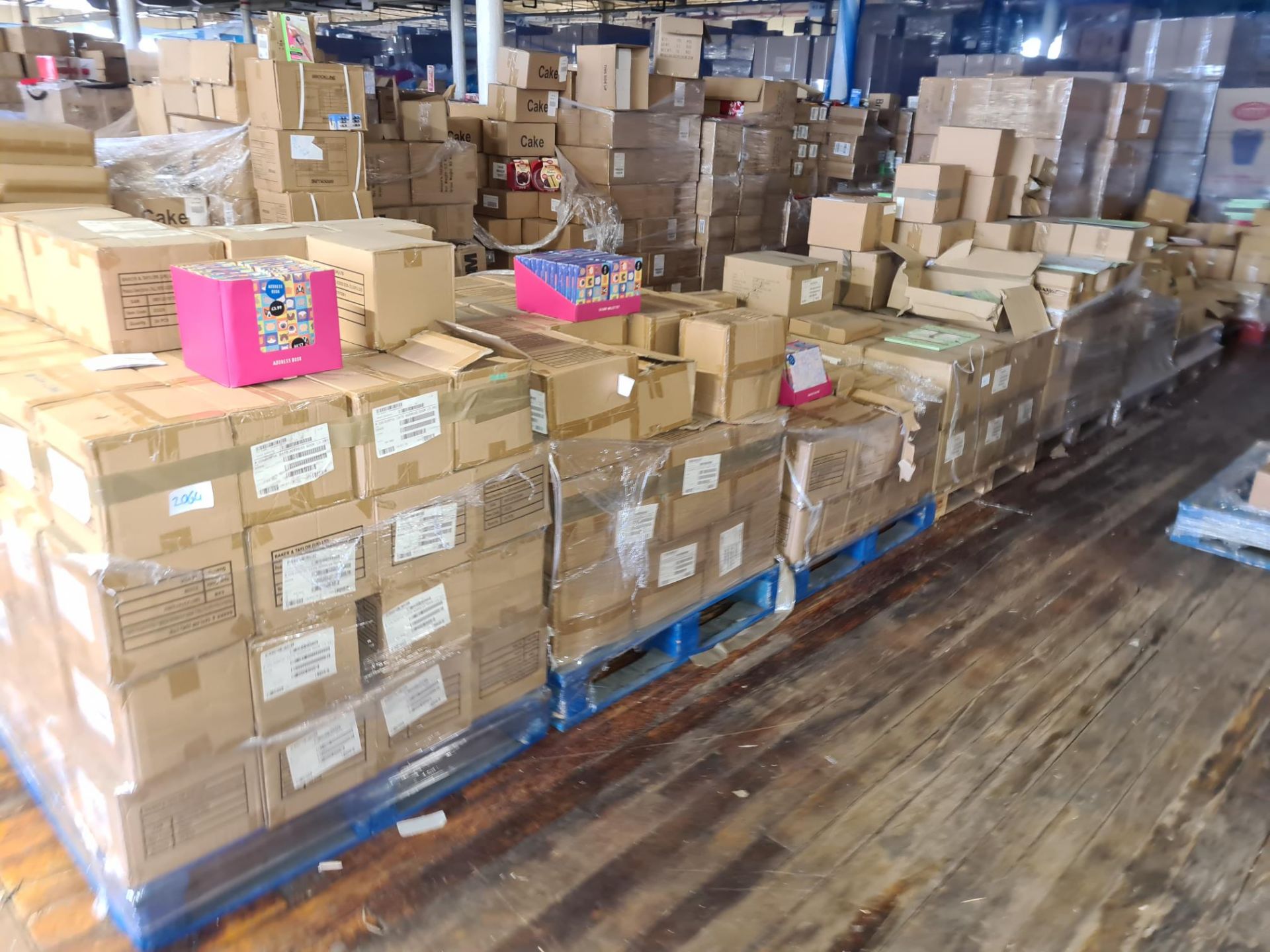17 x Pallets of Brand New Assorted Stationary, (15000 pcs), Total RRP Approx. £70,000 - Image 23 of 26