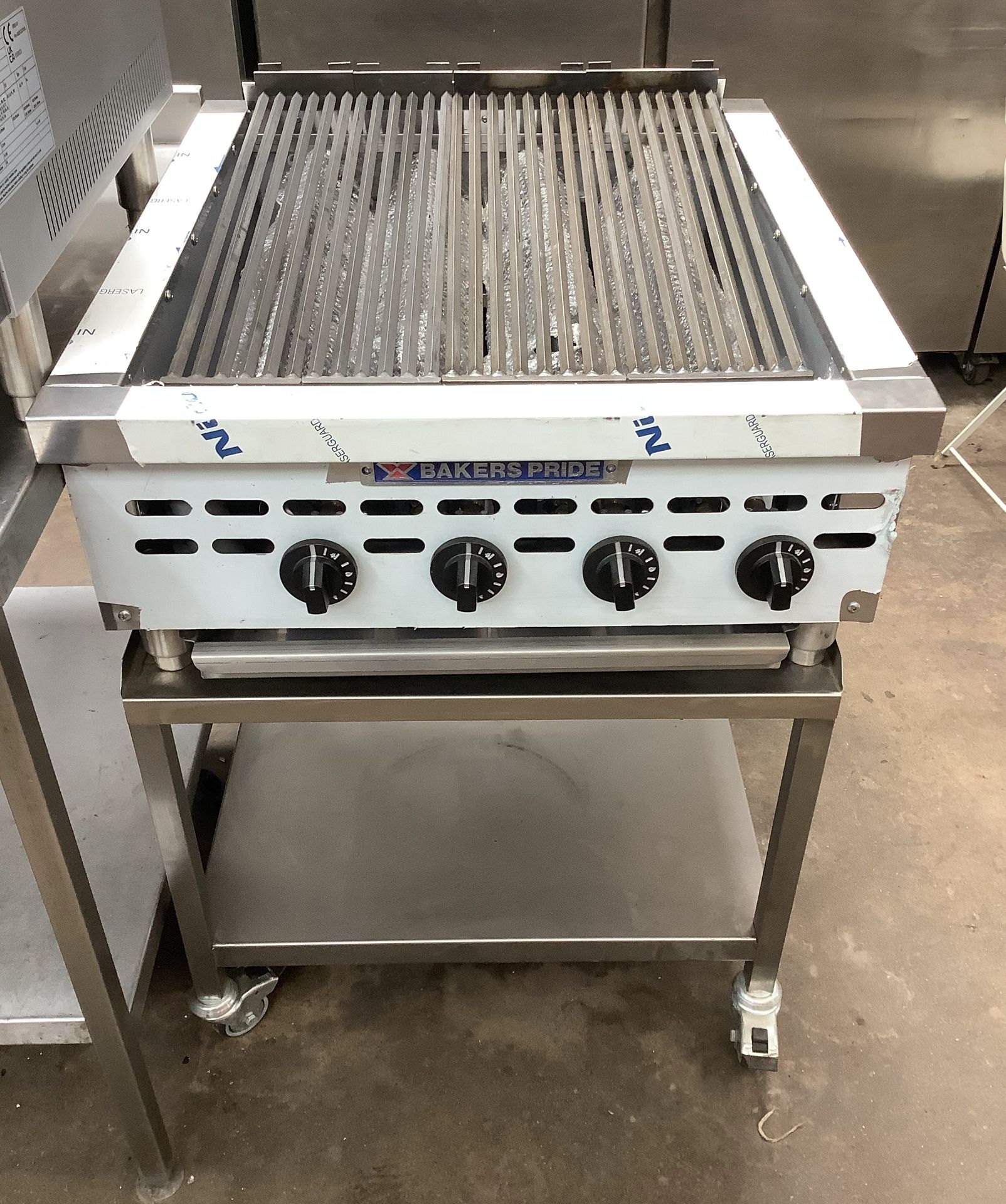 New Bakers Pride 4 Burner Gas Chargrill On Stand