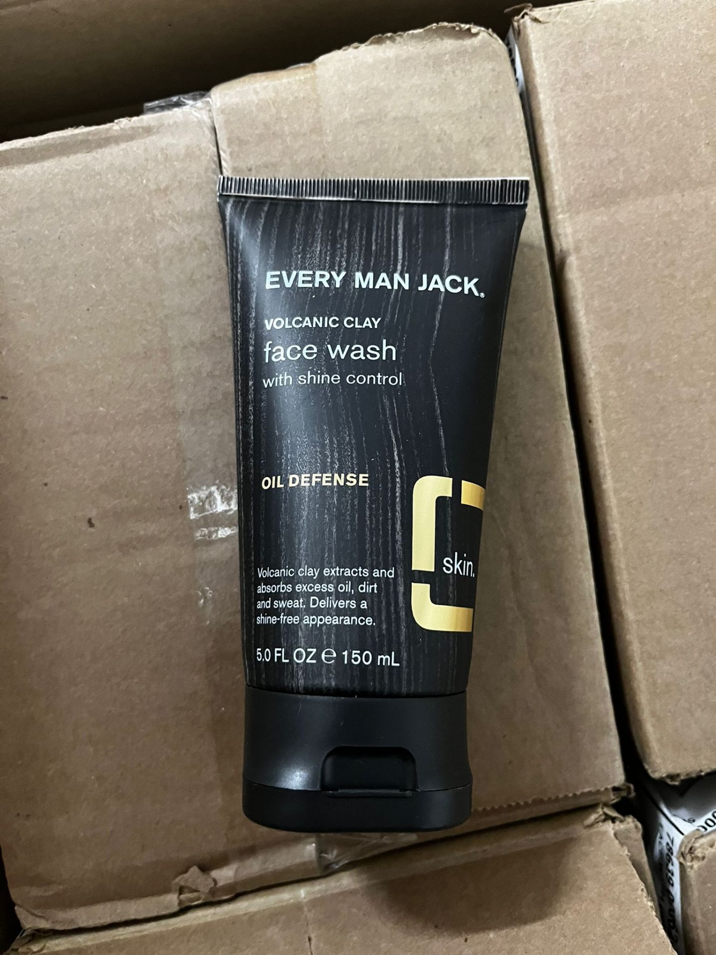 Every Man Jack Face Scrub Volcanic Clay Face Scrub Oil Defense x 96, Est retail value £1150 - Image 4 of 4