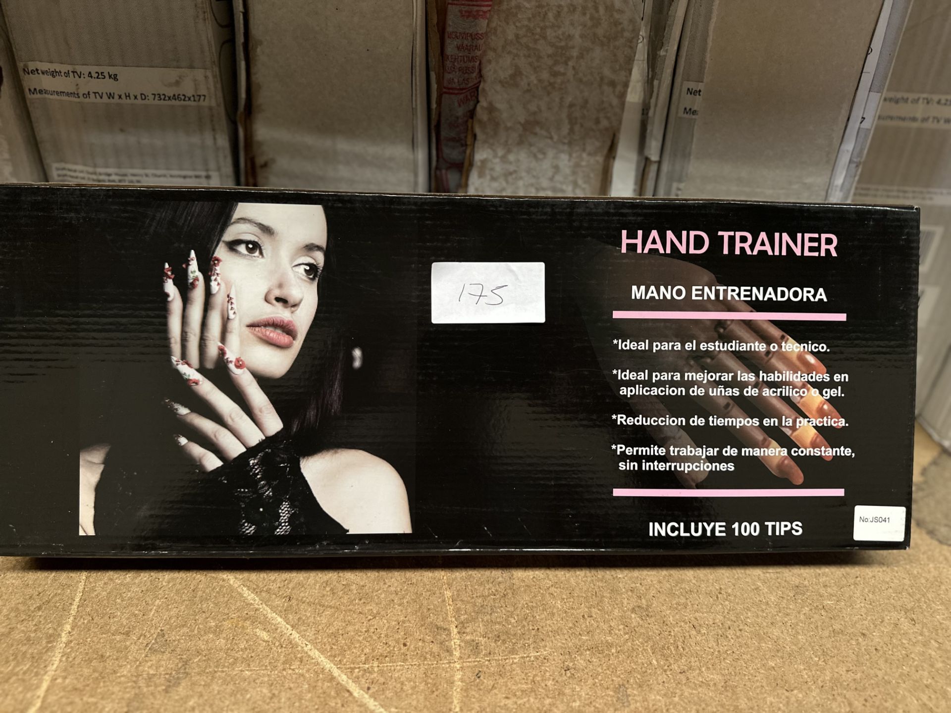 Hand Trainer For Nail Artists. RRP £20 - Grade U