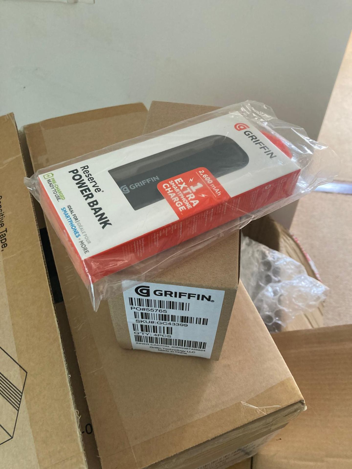 104 New Griffin Power Banks Boxed Ideal Resale