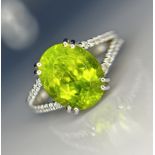 Beautiful 4.41 CT Natural Peridot With Natural Diamonds & 18k Gold