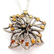 18K White Gold Necklace Detailed With Brilliant Diamonds