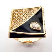 A Luxurious Gold Ring Featuring Black Laser Enamel, Elegantly Adorned With Brilliant Diamonds.