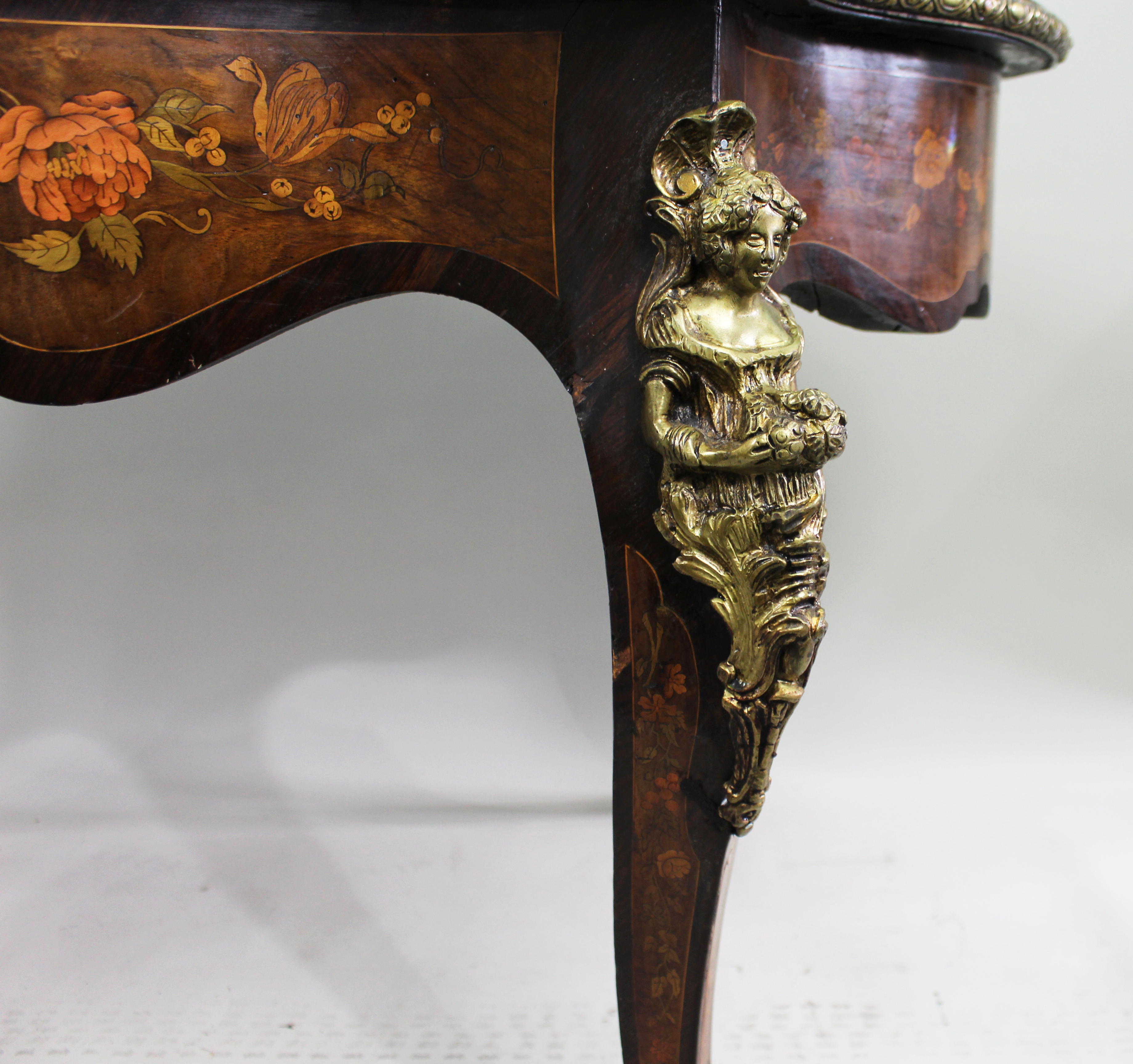 Napoleon III Floral Marquetry Rosewood Centre Table - Image 13 of 14