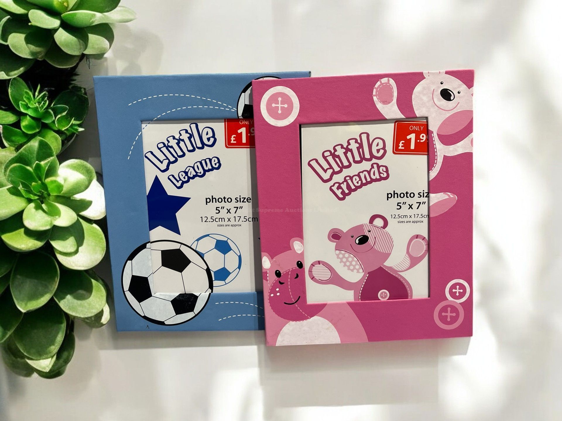 60 x Kids Freestanding Photo Frames 5" x 7"