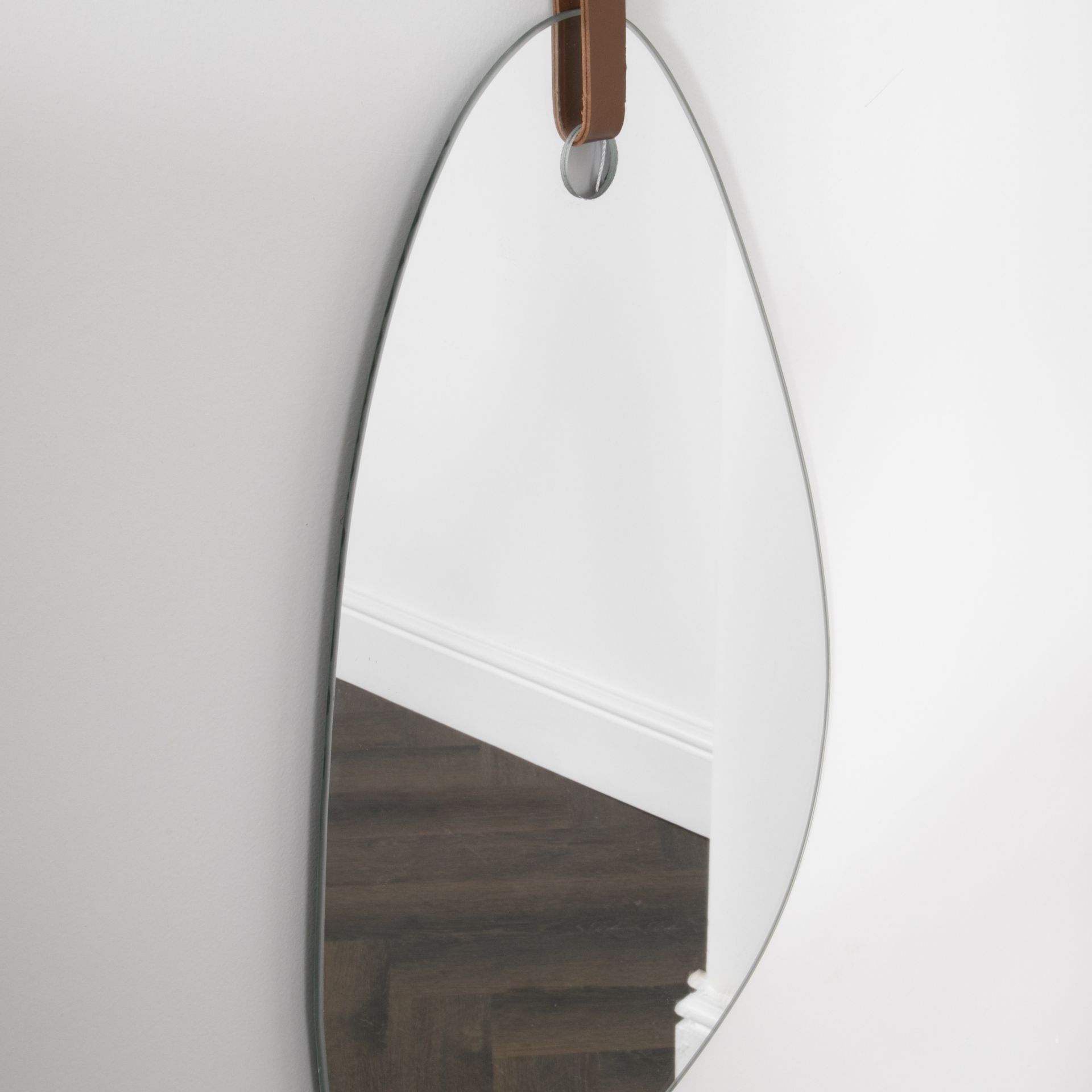 Pebble Shaped Mirror with Brown Leather Hanging Strap RRP - £90 - Image 3 of 4