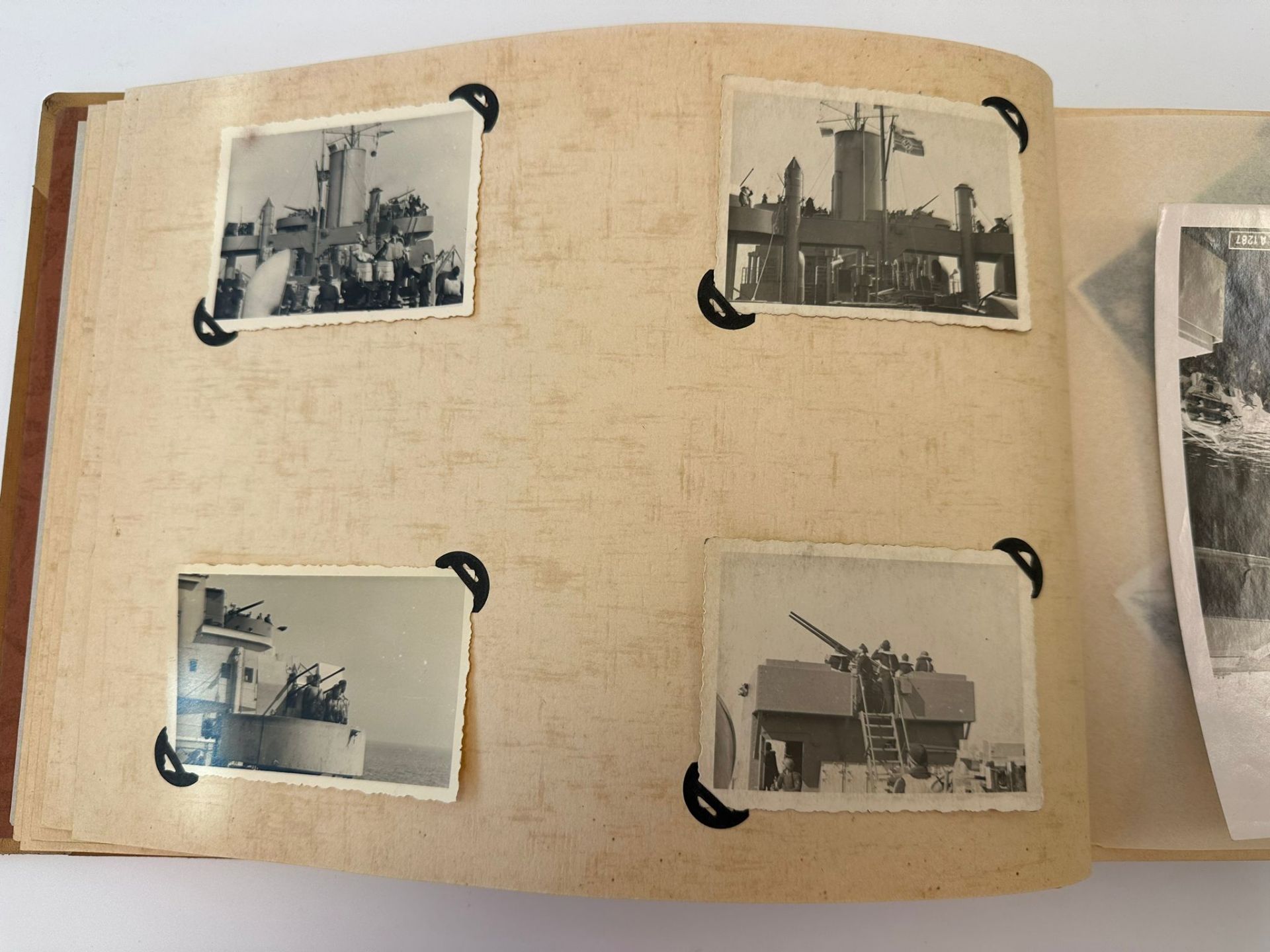 Privates militärisches Fotoalbum Kriegsmarine (Drittes Reich) - Image 31 of 40