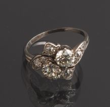 Damenring mit Diamantbesatz 585 WG (England, Anfang 20. Jh.)