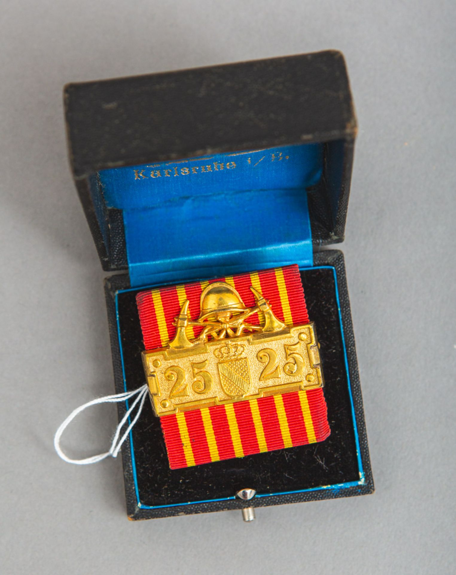 Ehrenzeichen für 25 Jahre in der freiwilligen Feuerwehr in Gold