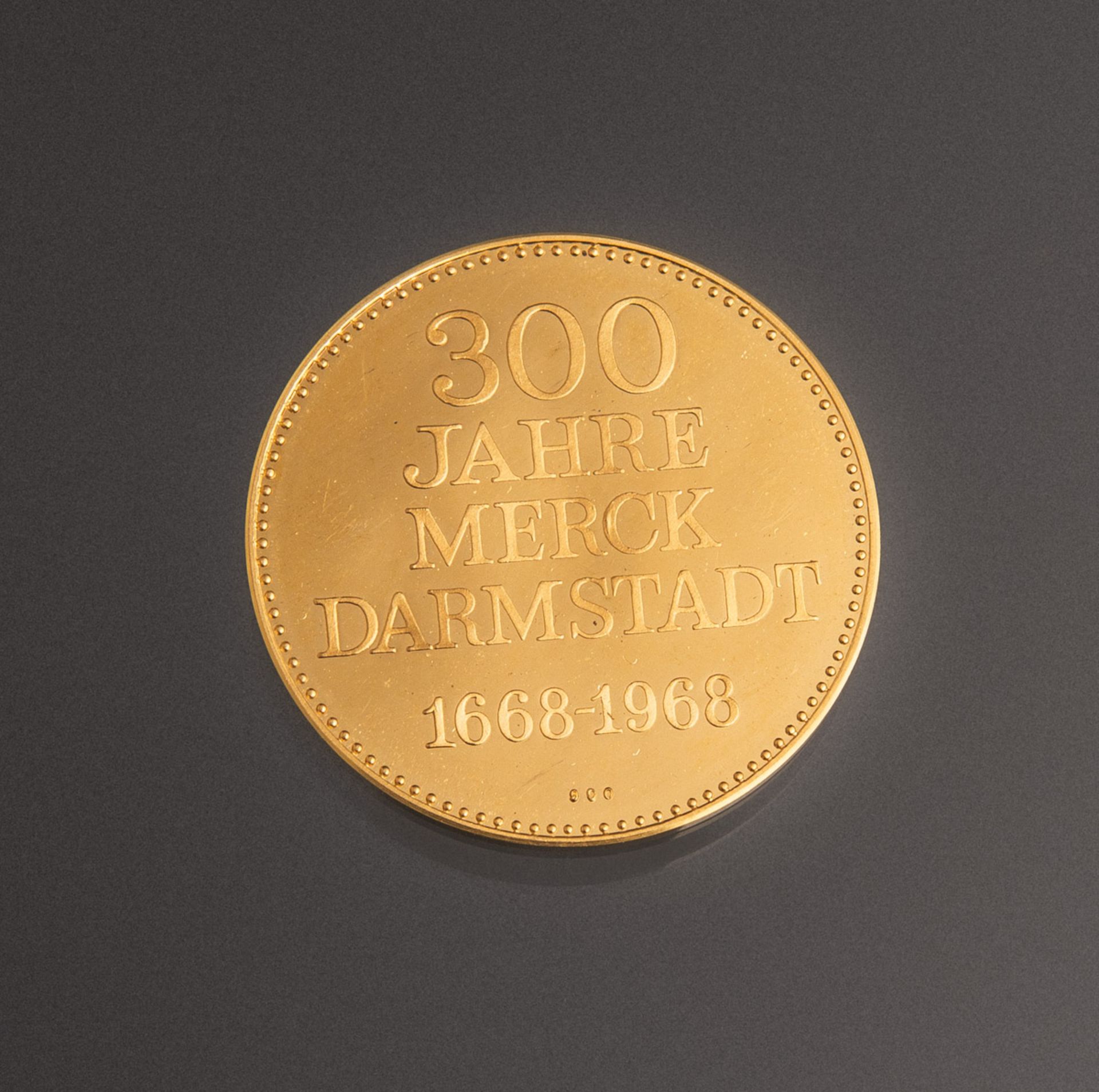 Goldmedaille 300 Jahre Merck Darmstadt (1668 - 1968) - Image 2 of 2