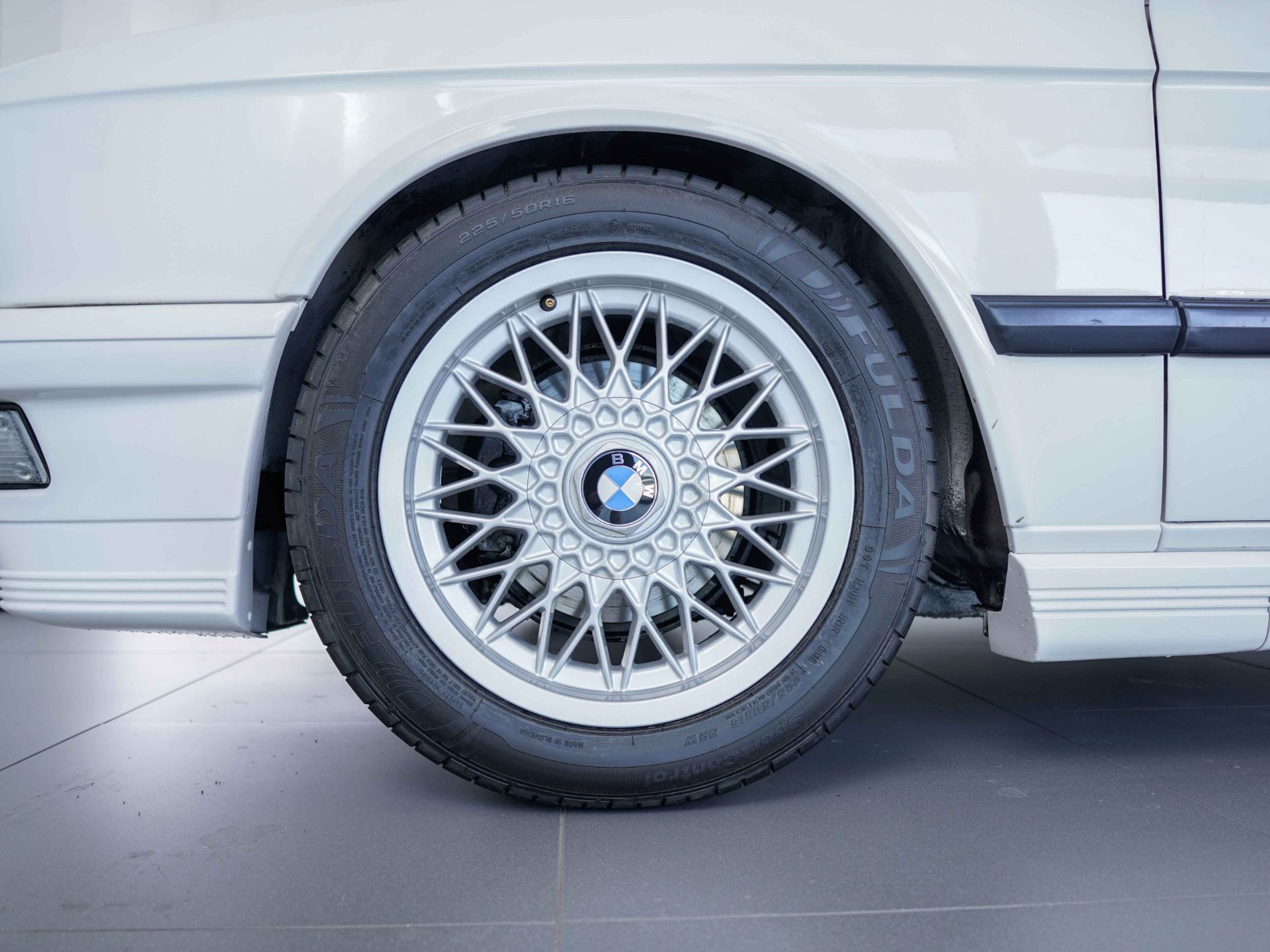 BMW E28, (535i) - Bild 5 aus 13