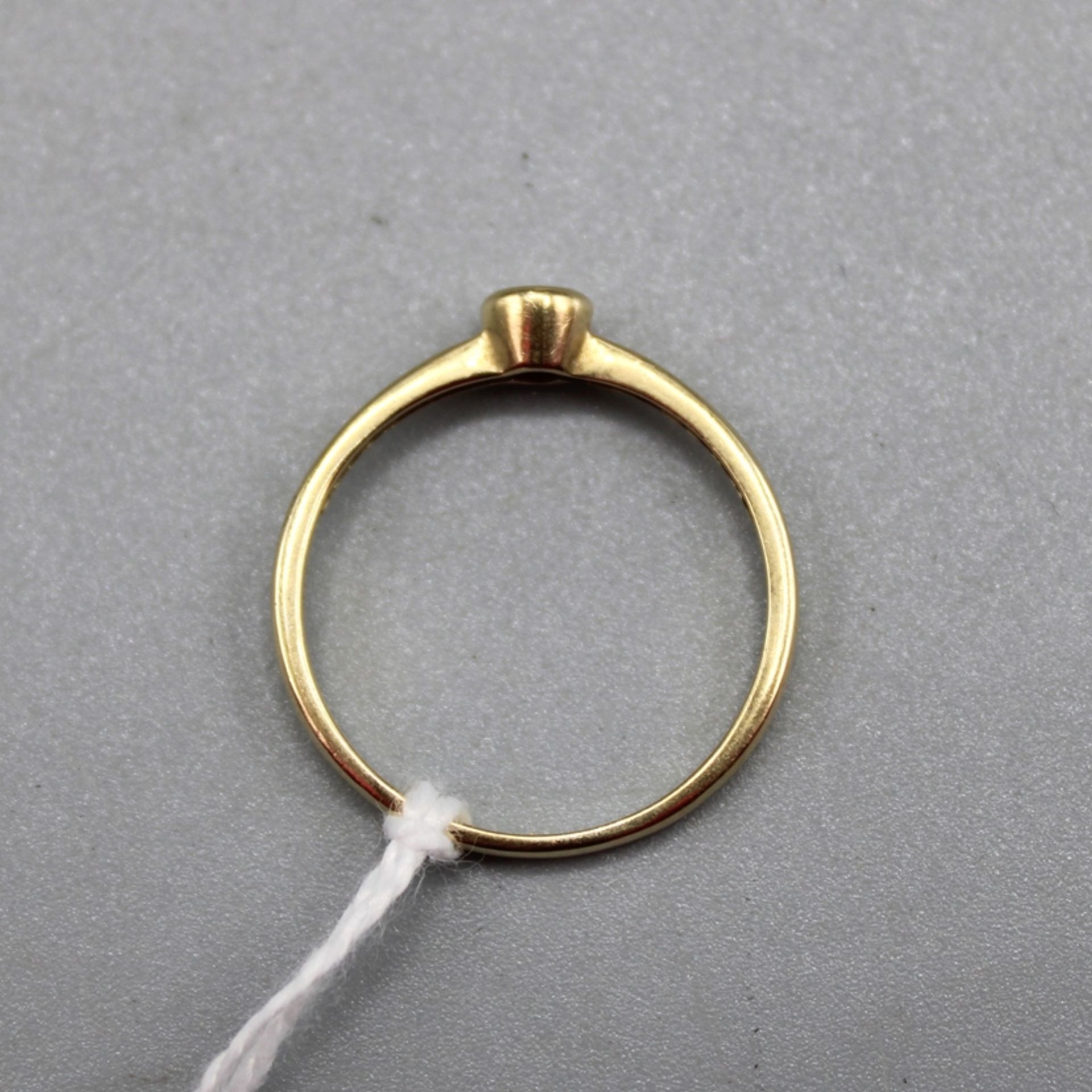 Brillantring 0,08 ct. Gold 585, Ring Ø ca. 17,5 mm, 1,6 g - Image 2 of 2