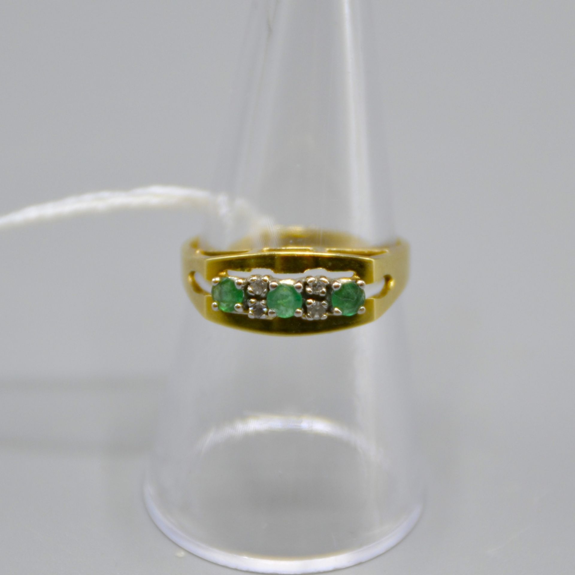 Samaragd Diamanten Ring 585 Gold, Ø ca. 17,5 mm, 3,1 g