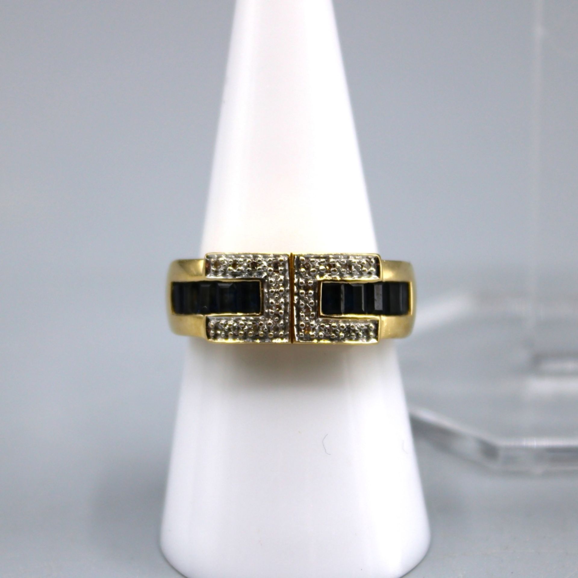 Saphir Diamant Schmuckset Ring u. Ohrstecker 585 Gold, Ring 10 Saphire im Baguetteschliff teilumran - Image 2 of 3