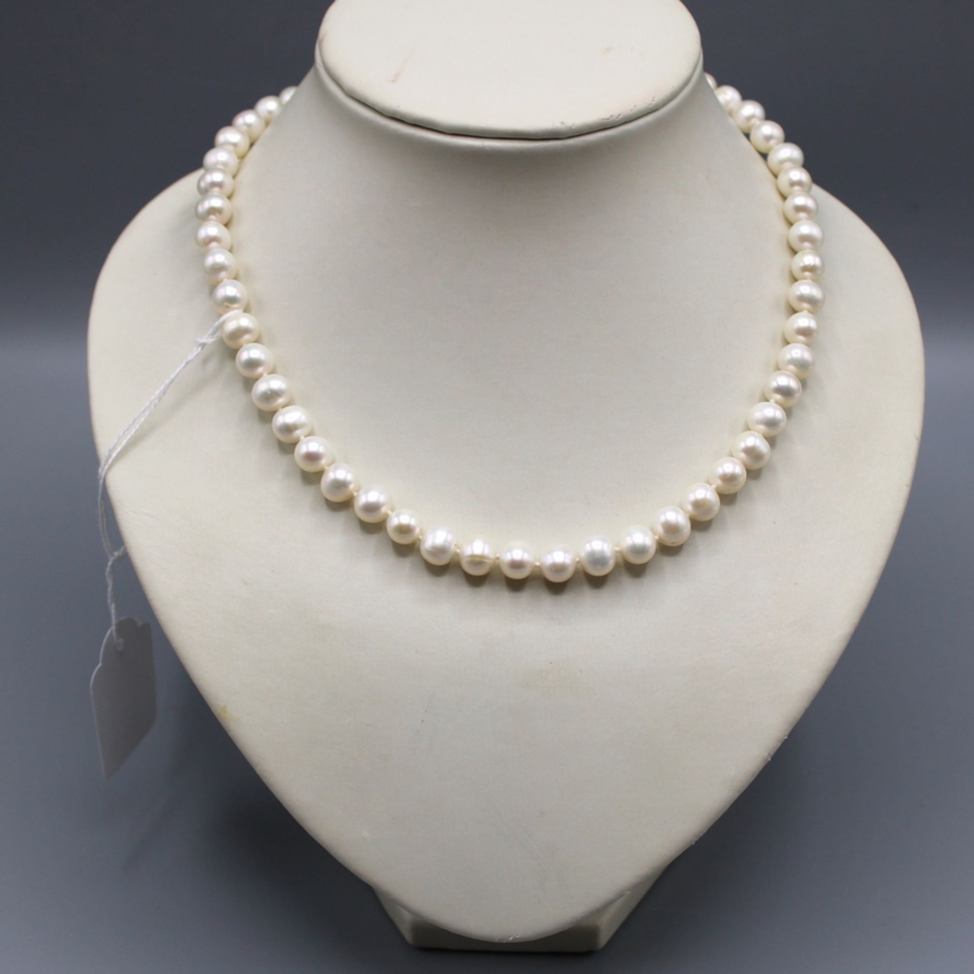 Perlenkette 925 Silberverschluss, ca. 55 cm, Perlen Ø ca. 7,2 - 8,2 mm