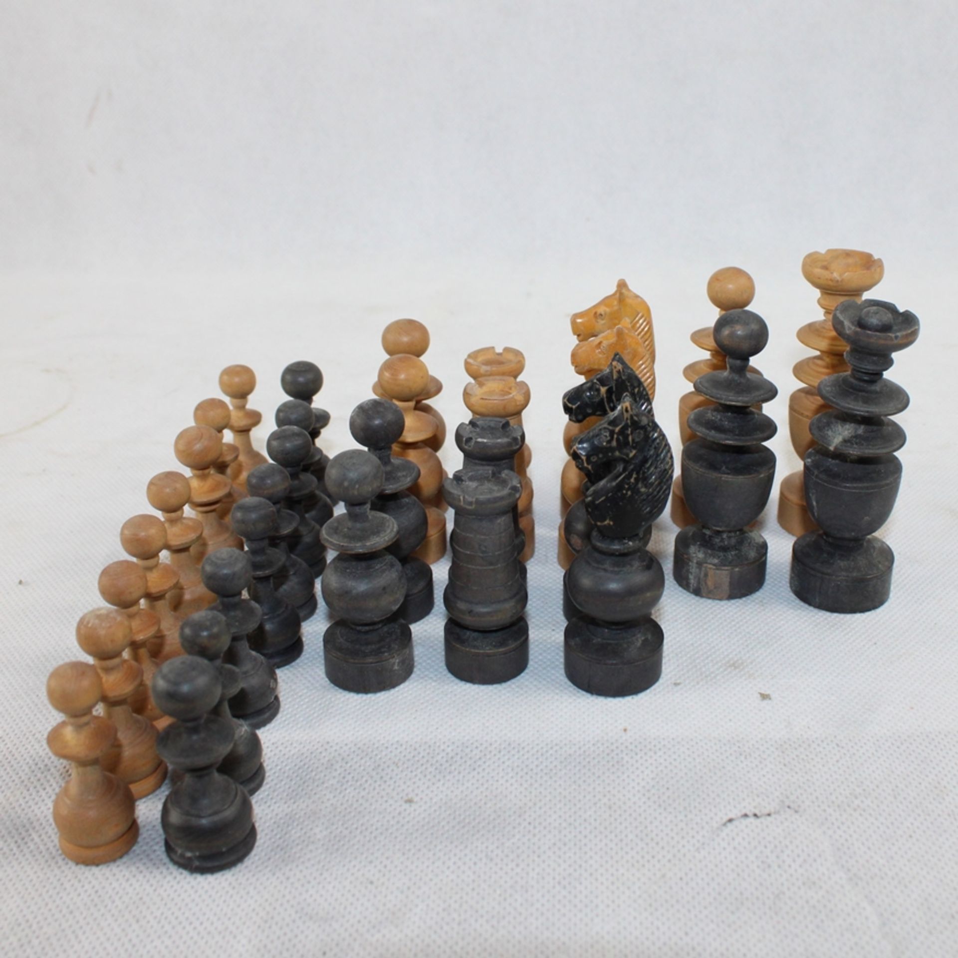 Schachspiel Figuren Holz gedrechselt - Image 5 of 5