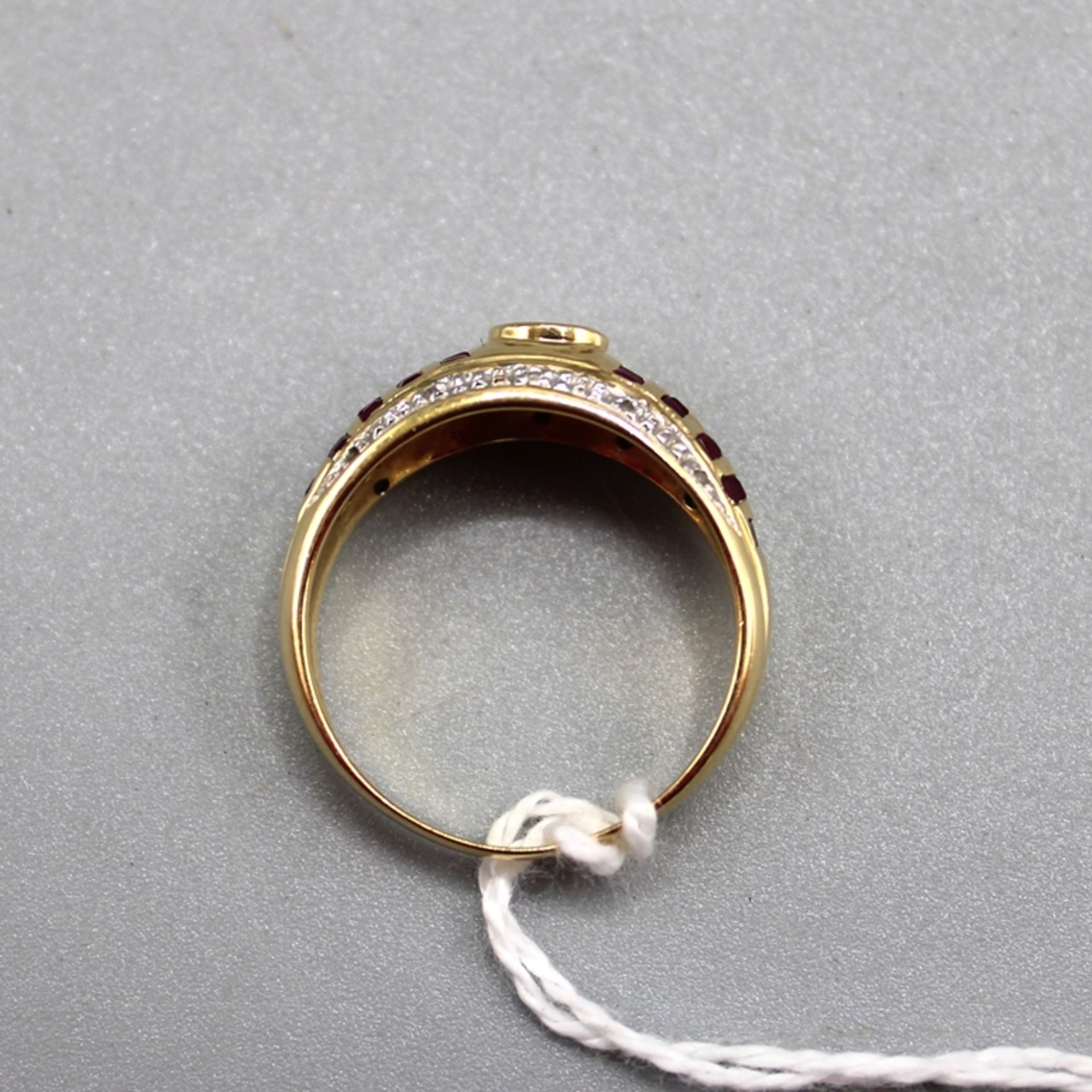 Rubin Diamant Goldring 750, Ø ca. 17,5 mm, 4,2 g - Bild 2 aus 2