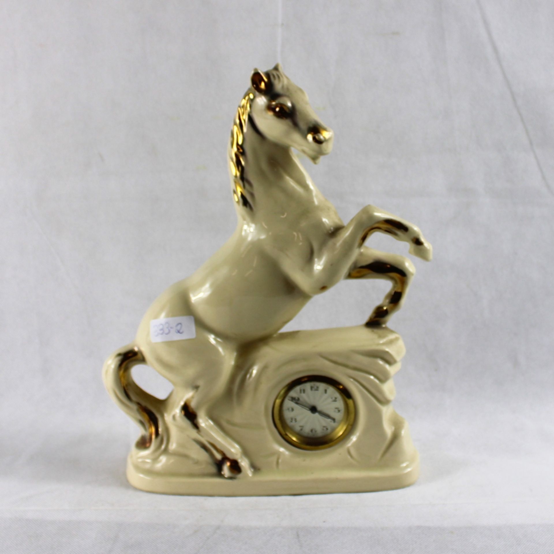 Pferd Porzellan Tischuhr ca. 24 x 33 cm, Uhr defekt