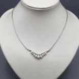 Perlen Diamant Collier 585 Weißgold, 9 Diamanten 9 Perlen die Größte Ø 5,5 mm, Länge ca. 43,5 cm, 1