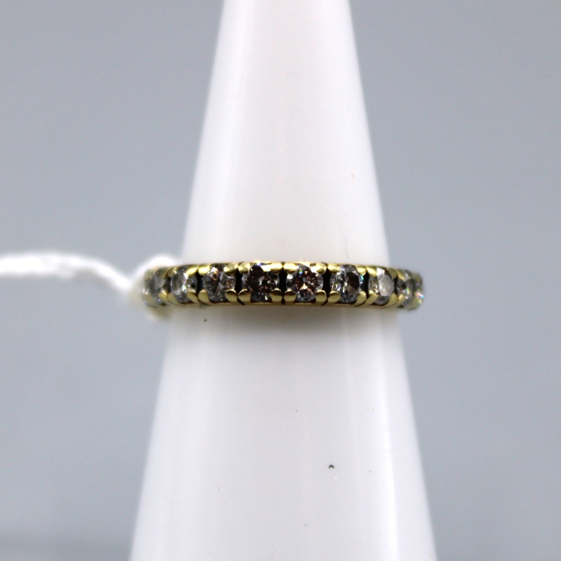 Brillantring m. 11 Brillanten zus. 0,66 ct., Gold 585, Ø ca. 15,5 mm, 2,4 g