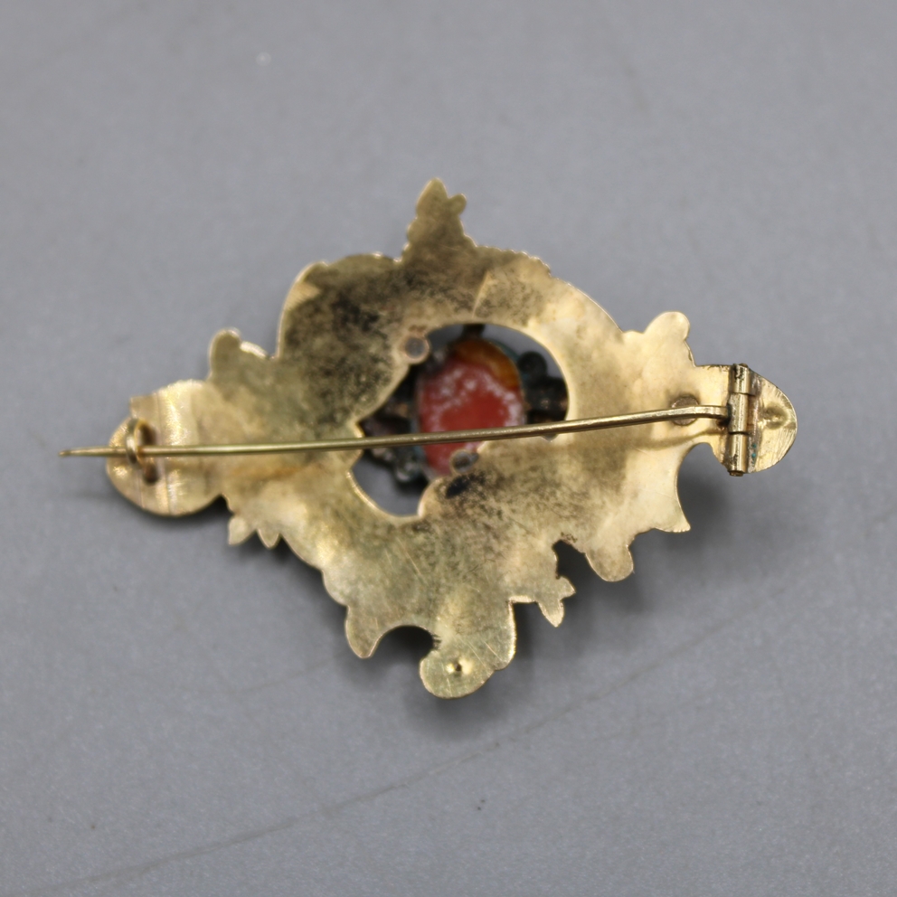 Biedermeier brooch with coral cameo 19th century, cameo made of carved Mediterranean coral (setting - Image 2 of 2