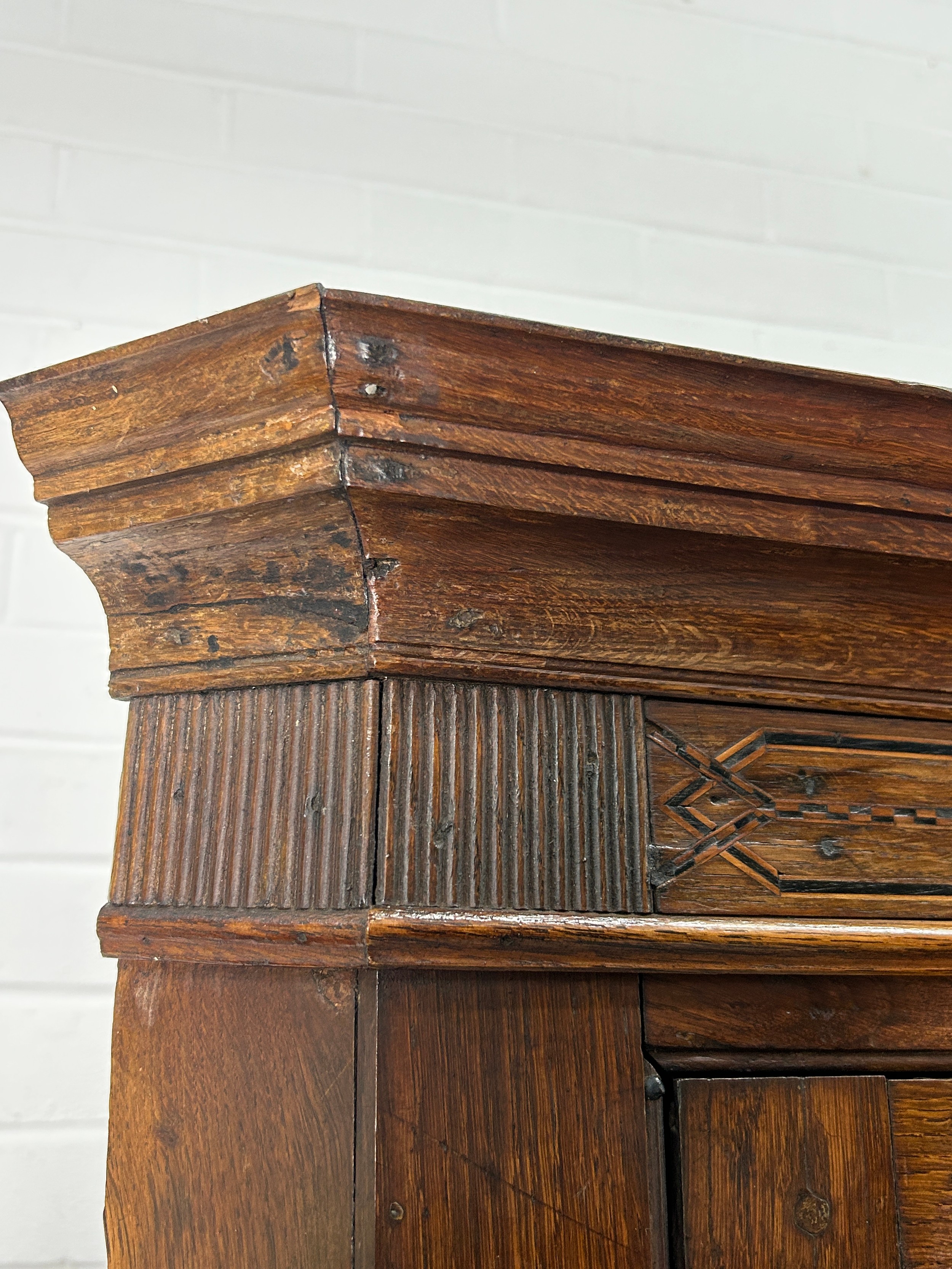 A LARGE CONTINENTAL LATE 18TH CENTURY OR EARLY 19TH CENTURY CORNER CABINET, The top cupboard with - Image 2 of 5