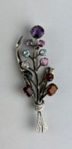 A SILVER AND GEM BROOCH IN THE FORM OF A LEAF, Weight: 8.8gms