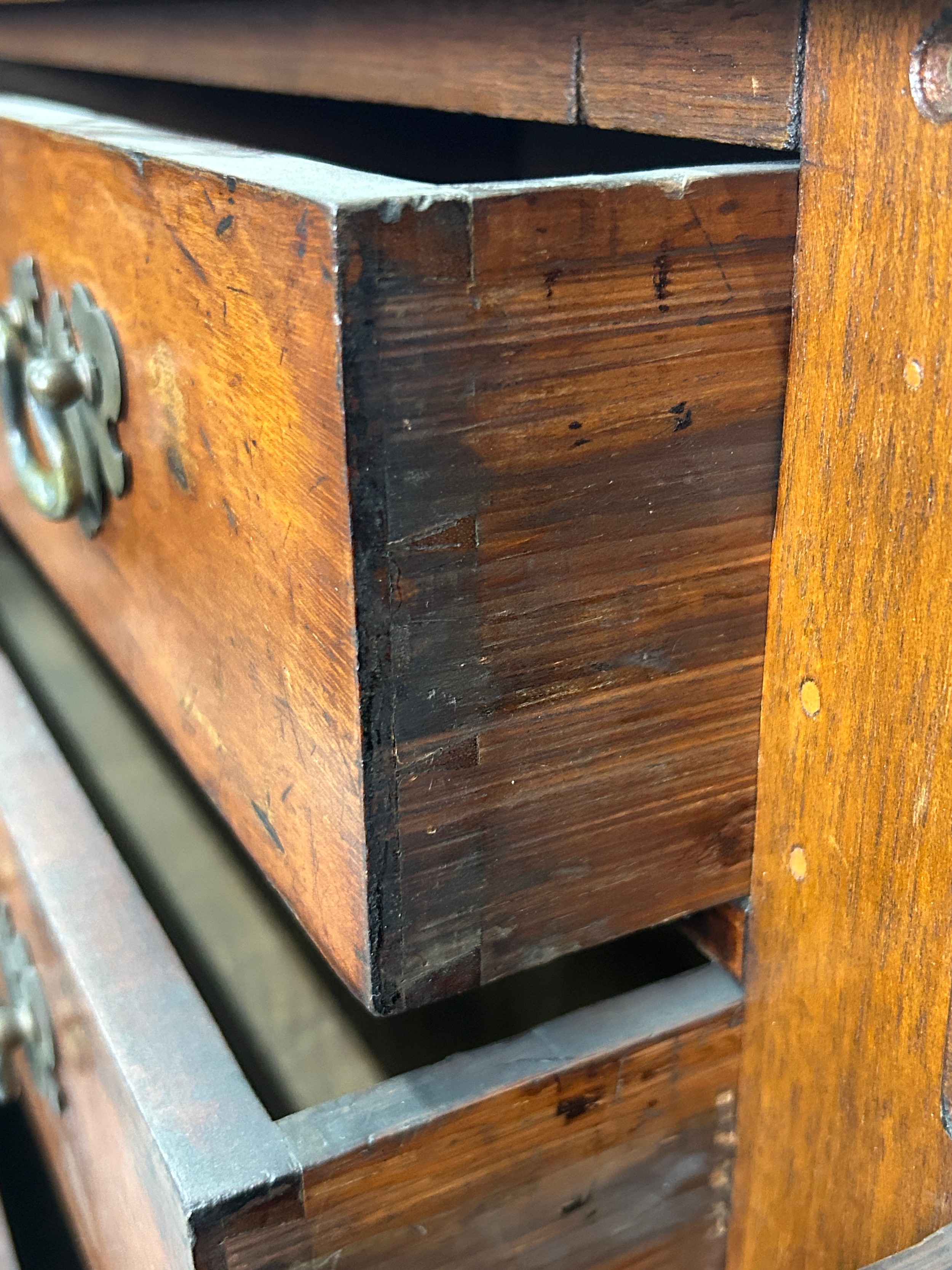 A 19TH CENTURY BANK OF FIFTEEN DRAWERS, 170cm x 81cm x 38cm Each drawer with two brass bat wing - Image 11 of 11