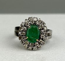 AN 18CT WHITE GOLD RING SET WITH DIAMONDS AND EMERALDS, Weight: 6.1gms